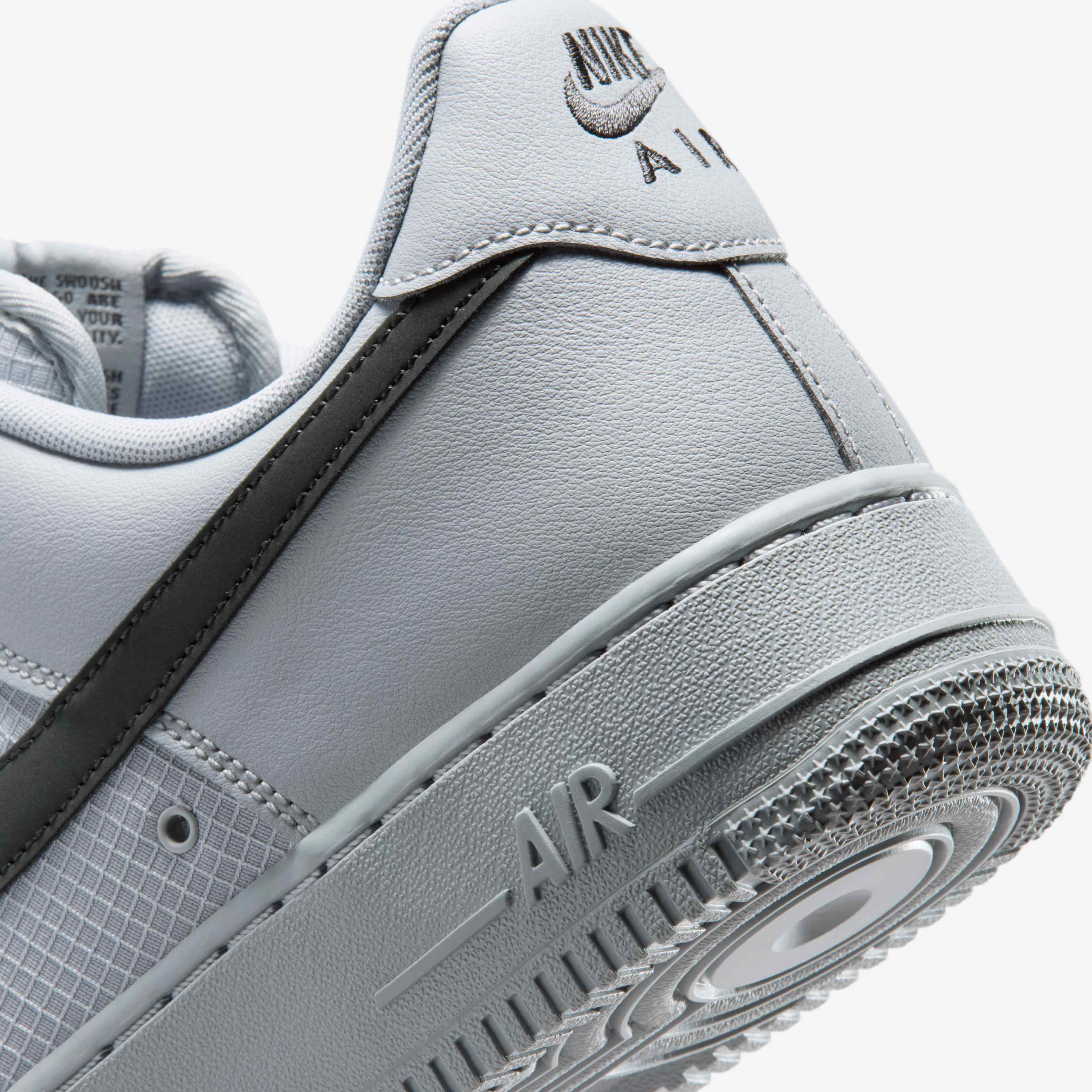 Nike Air Force 1 '07 LV8 image number 7