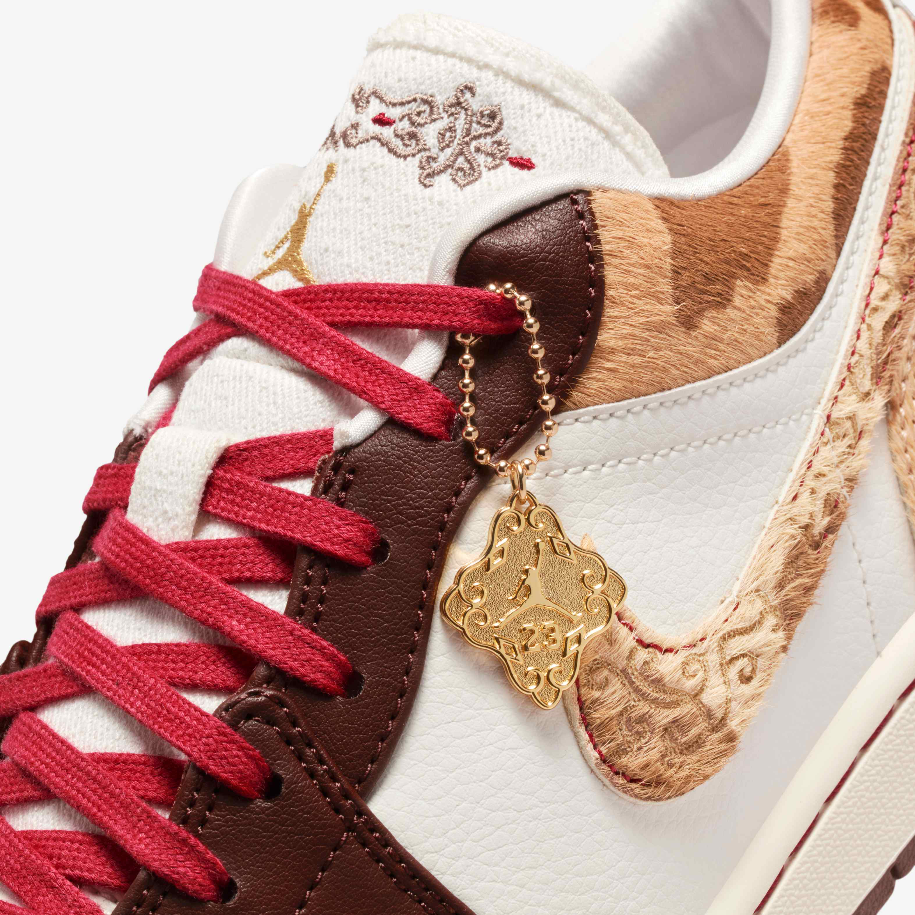 Air Jordan 1 Low SE Lunar New Year image number 10