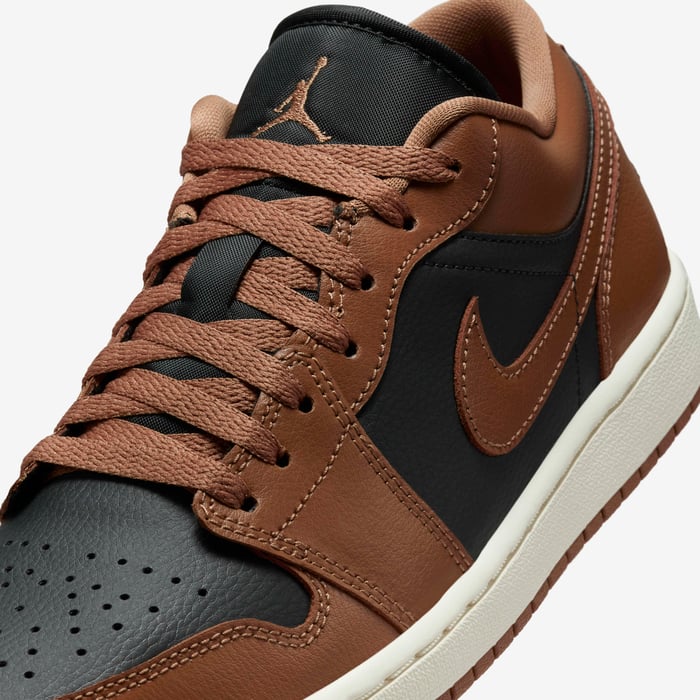 Air Jordan 1 Low image number 6 Air Jordan 1 Low image number 6