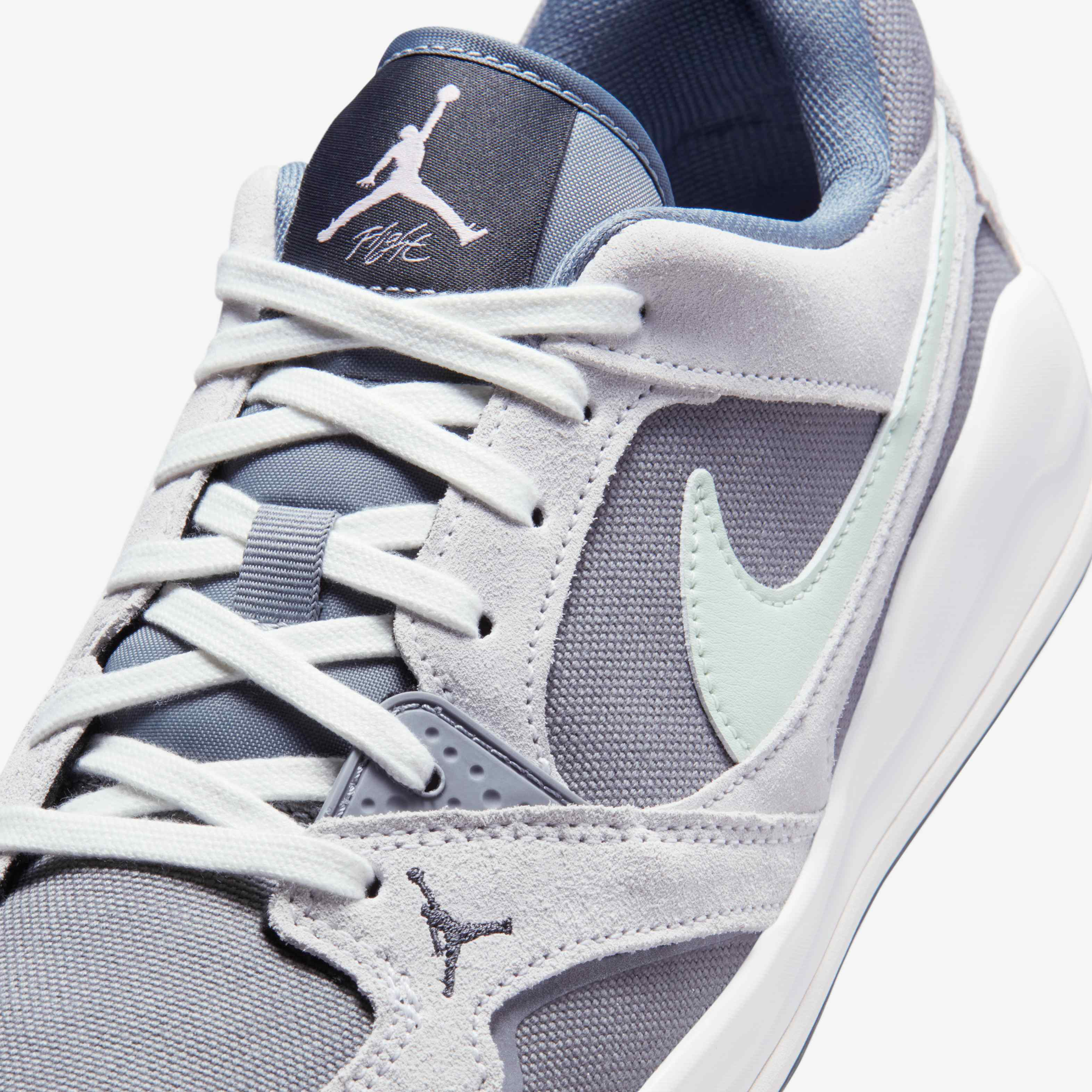 Jordan CMFT Era image number 6