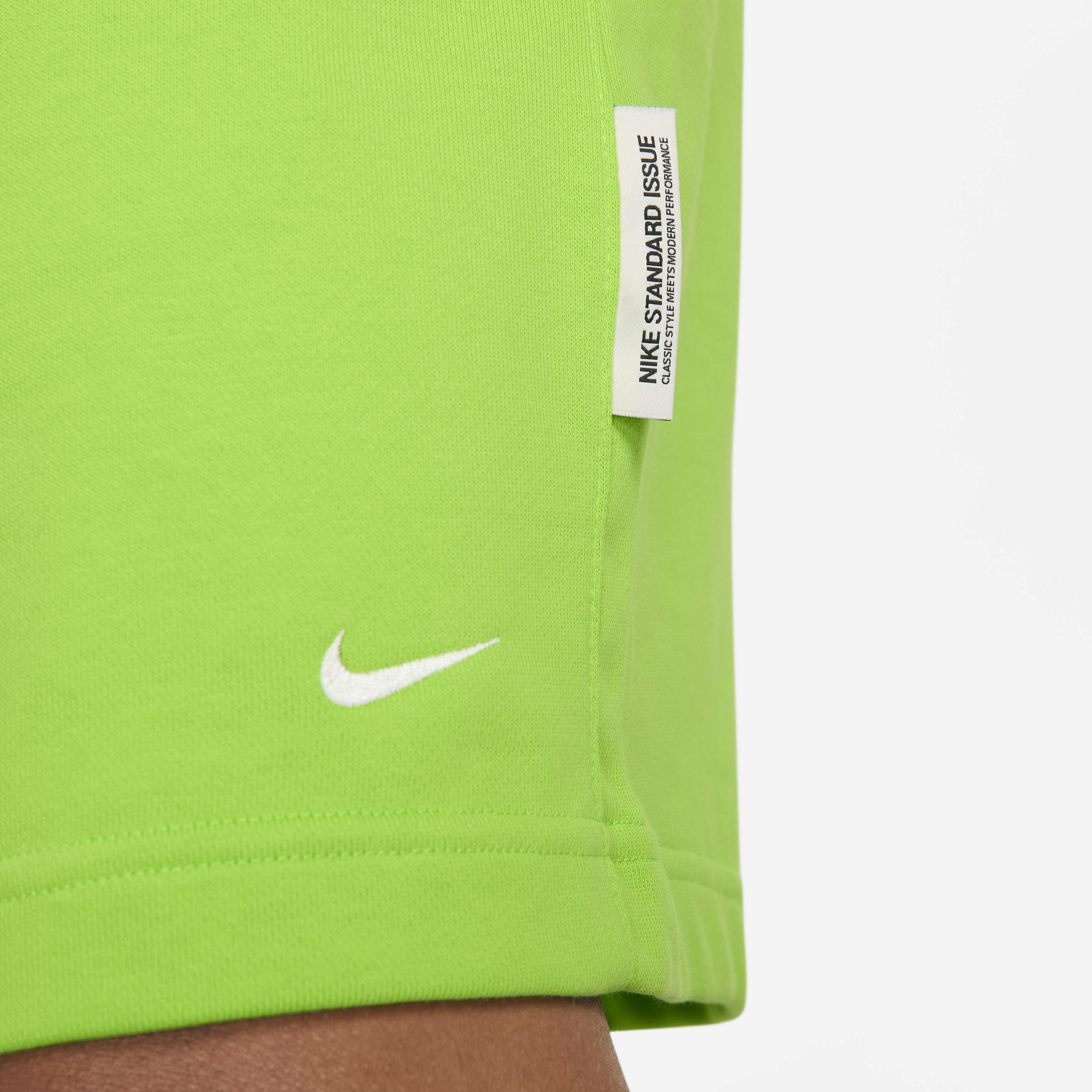 Nike Standard Issue image number 5