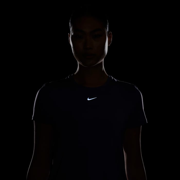 نايكي ون كلاسيك image number 4 نايكي ون كلاسيك image number 4