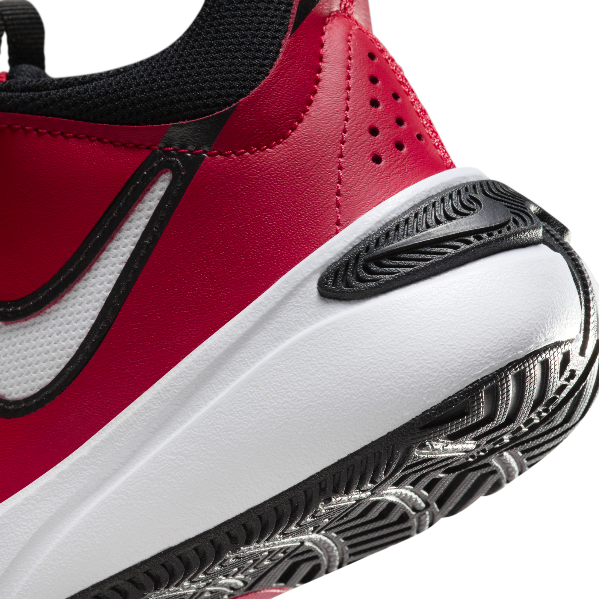 Basketball shoes nike red store