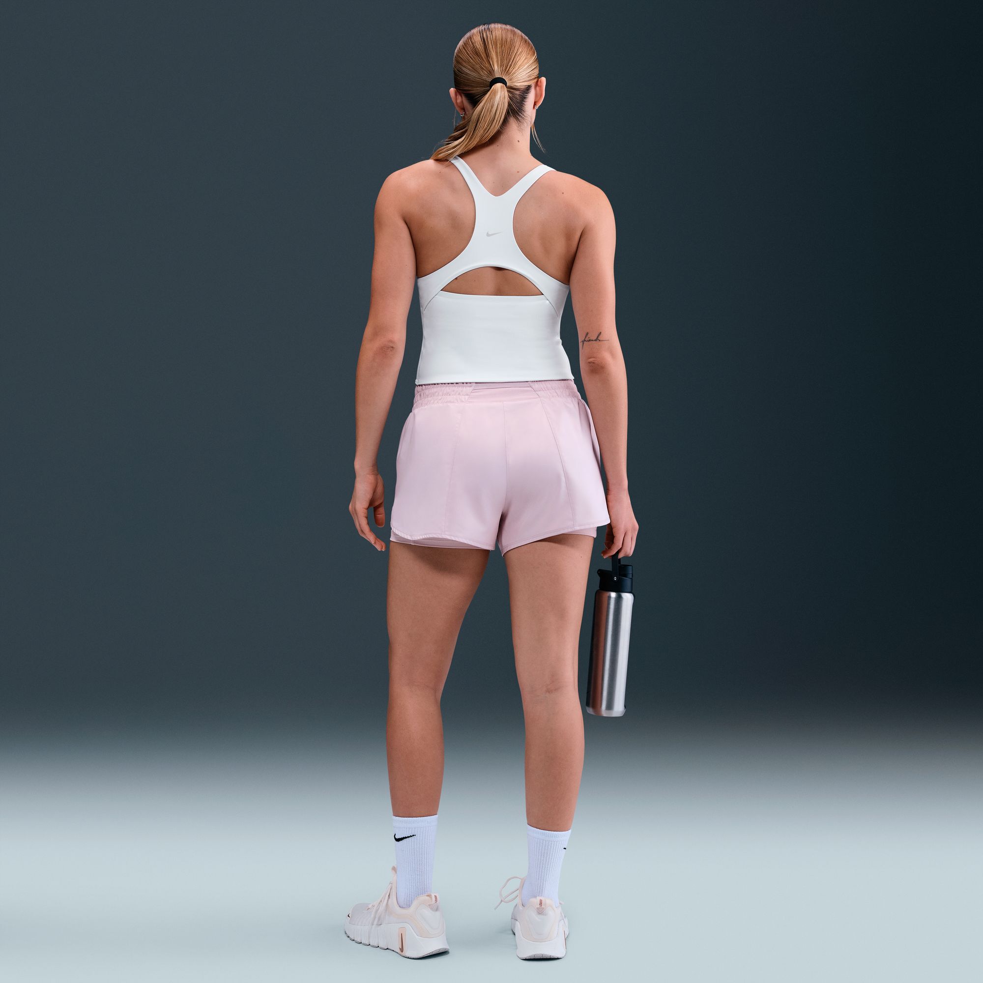 Nike Zenvy image number 1