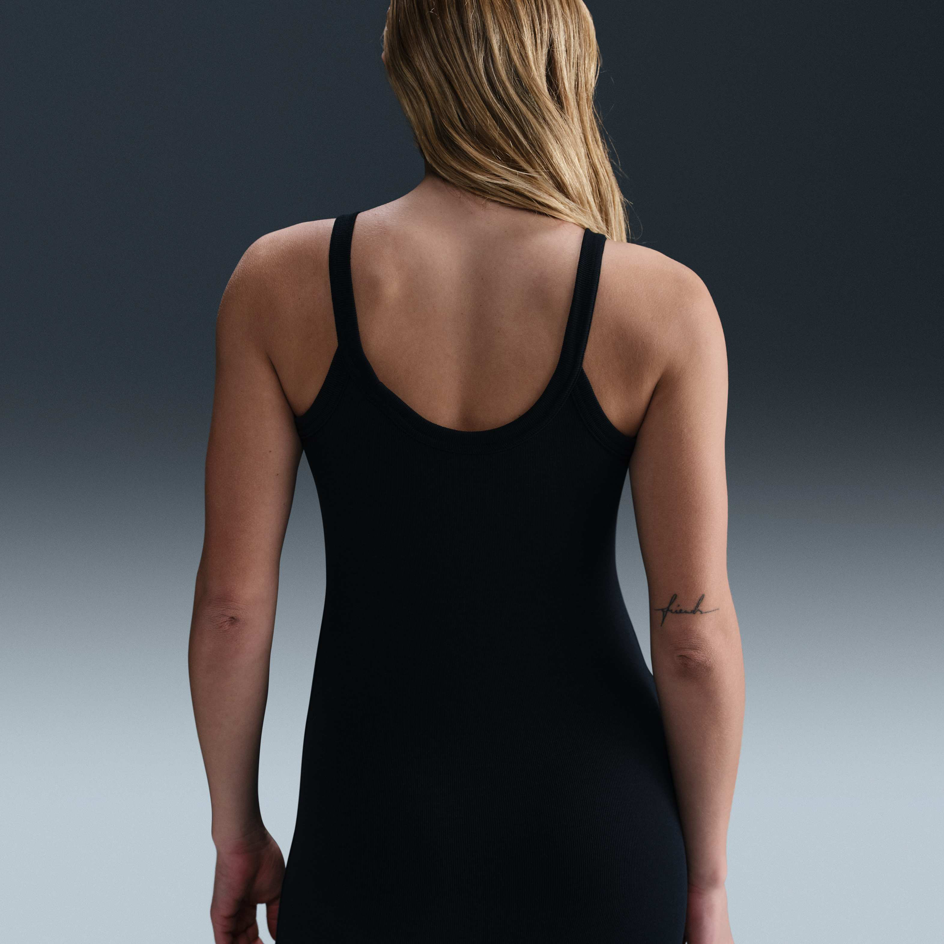 نايكي سبورتسوير تشيل نت image number 2