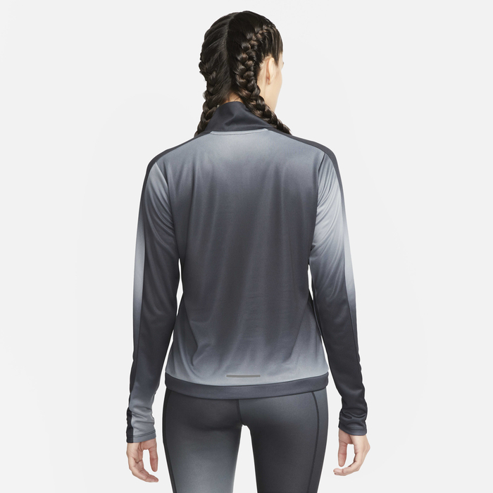 Nike Dri-FIT Swoosh image number 1 Nike Dri-FIT Swoosh image number 1
