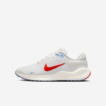 Nike Revolution 7