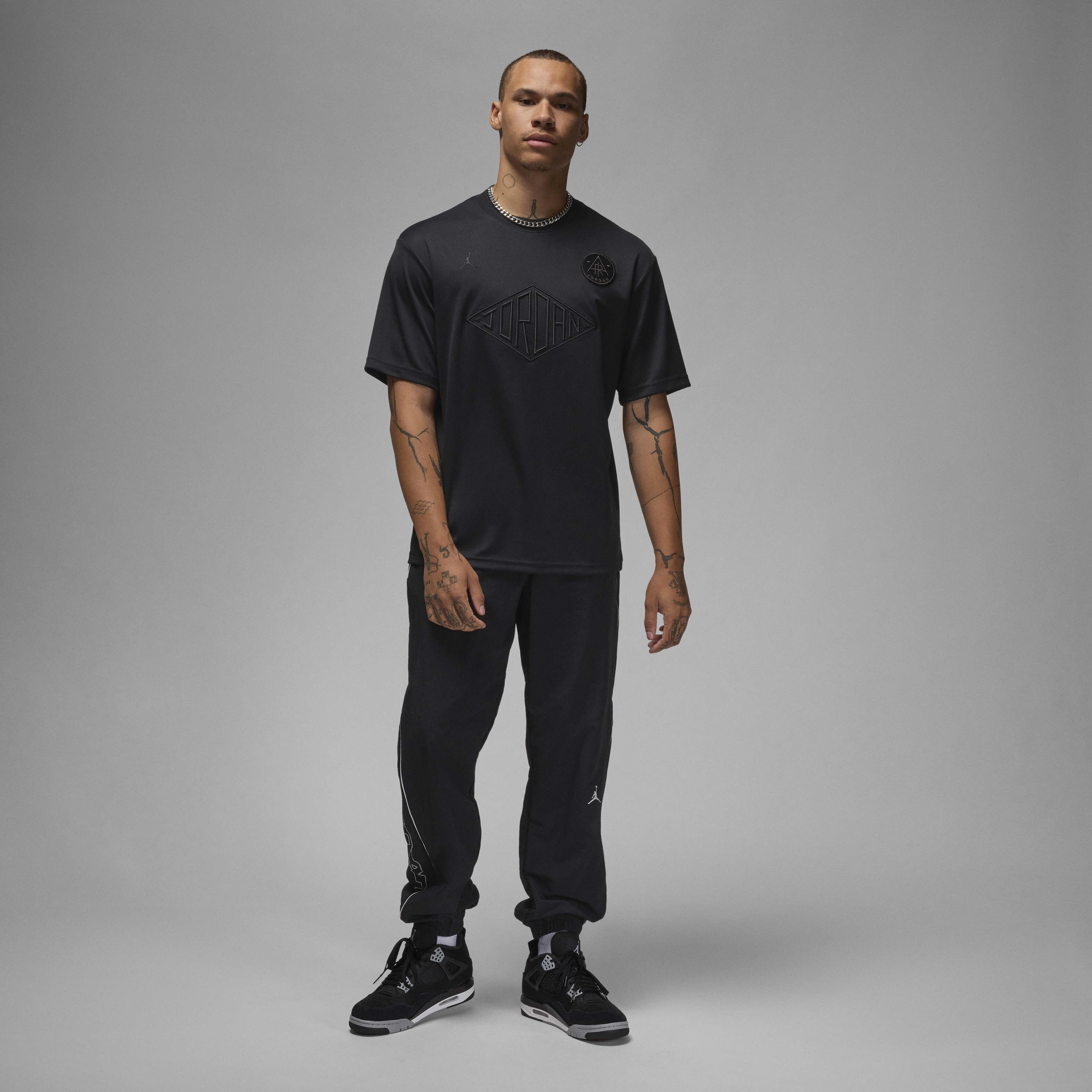 Jordan Essentials image number 6