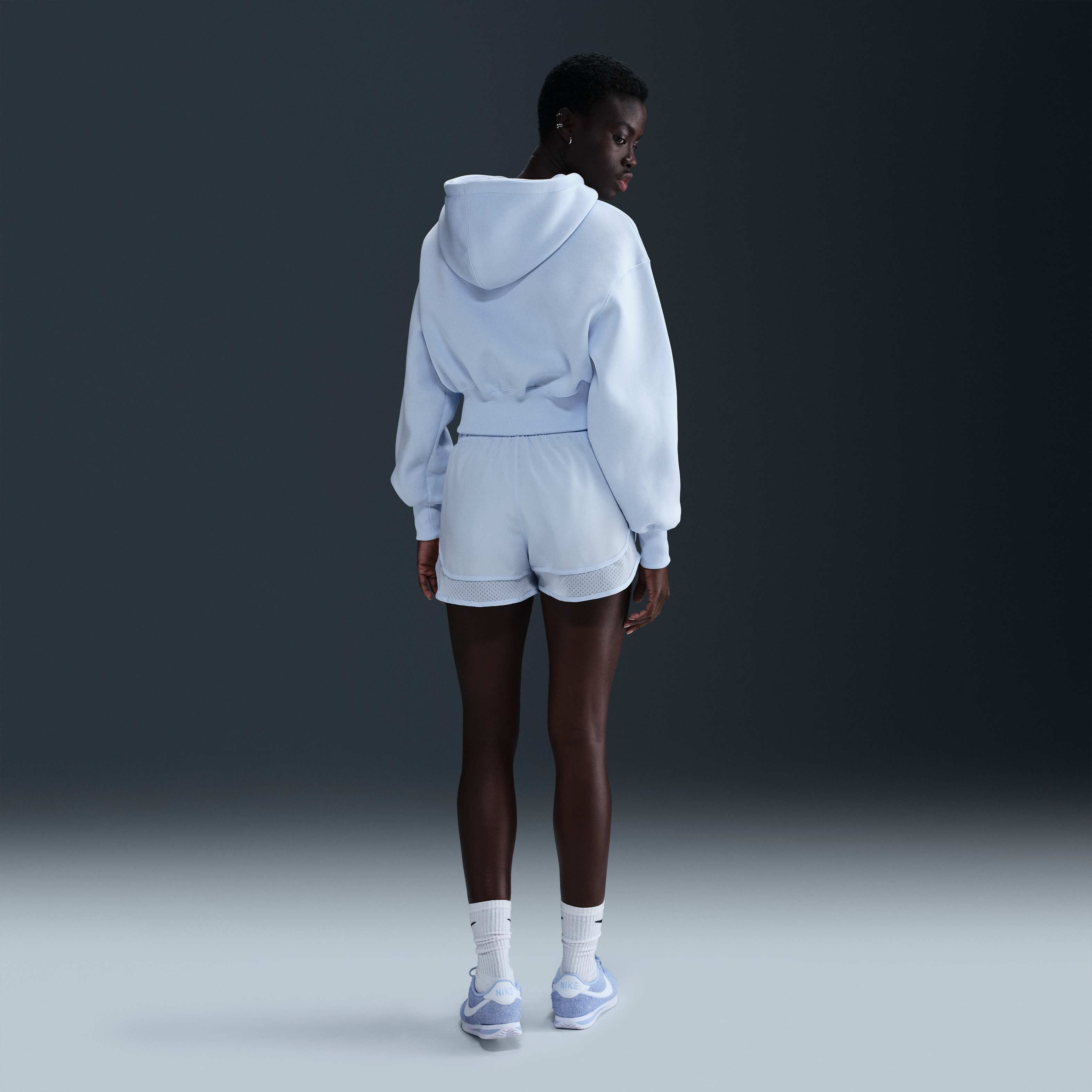 نايكي سبورتسوير فينيكس فليس image number 4