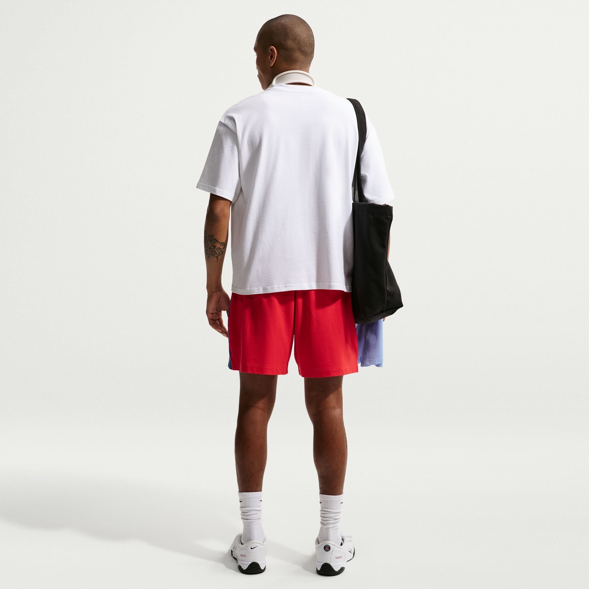Nike Sportswear Club image number 1