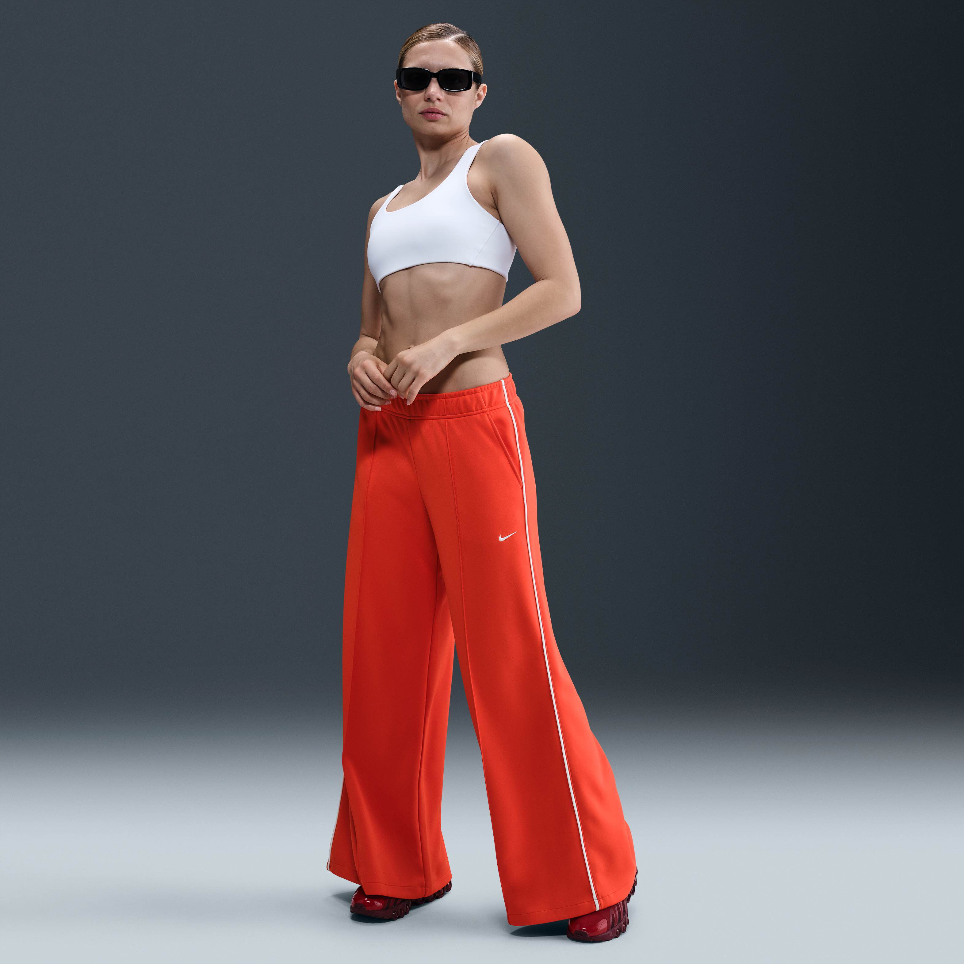 レディース 【NIKE】W WIDE LEG TRACK PNT SAIL/BLK 国内発送 Buy Nike Sportswear Women's Mid-Rise Wide-Leg Tracksuit