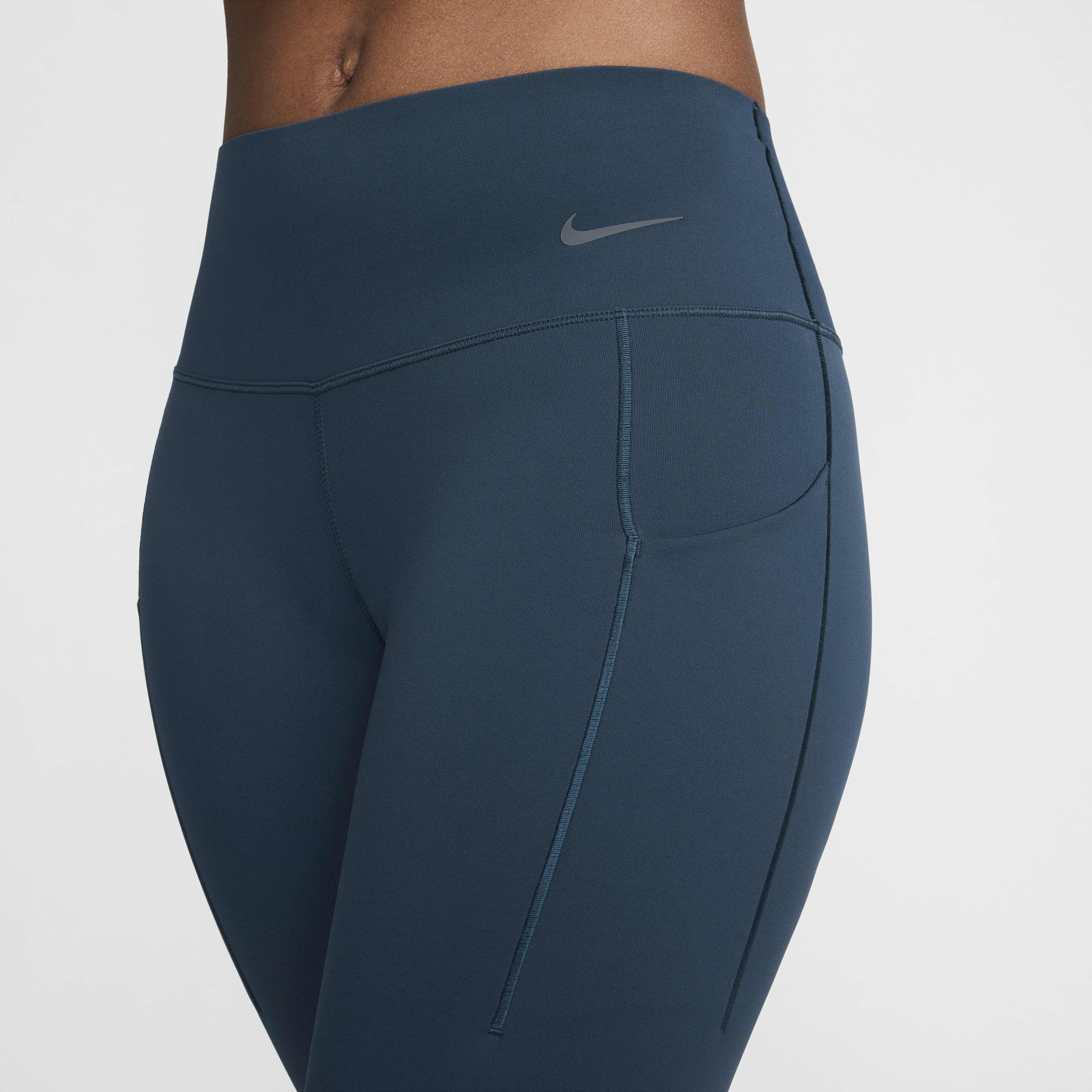 Nike Universa image number 3