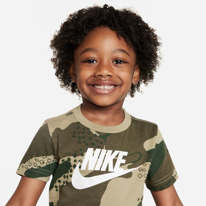 Camo nike tshirt sales