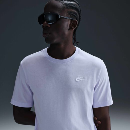 Nike Sportswear Club