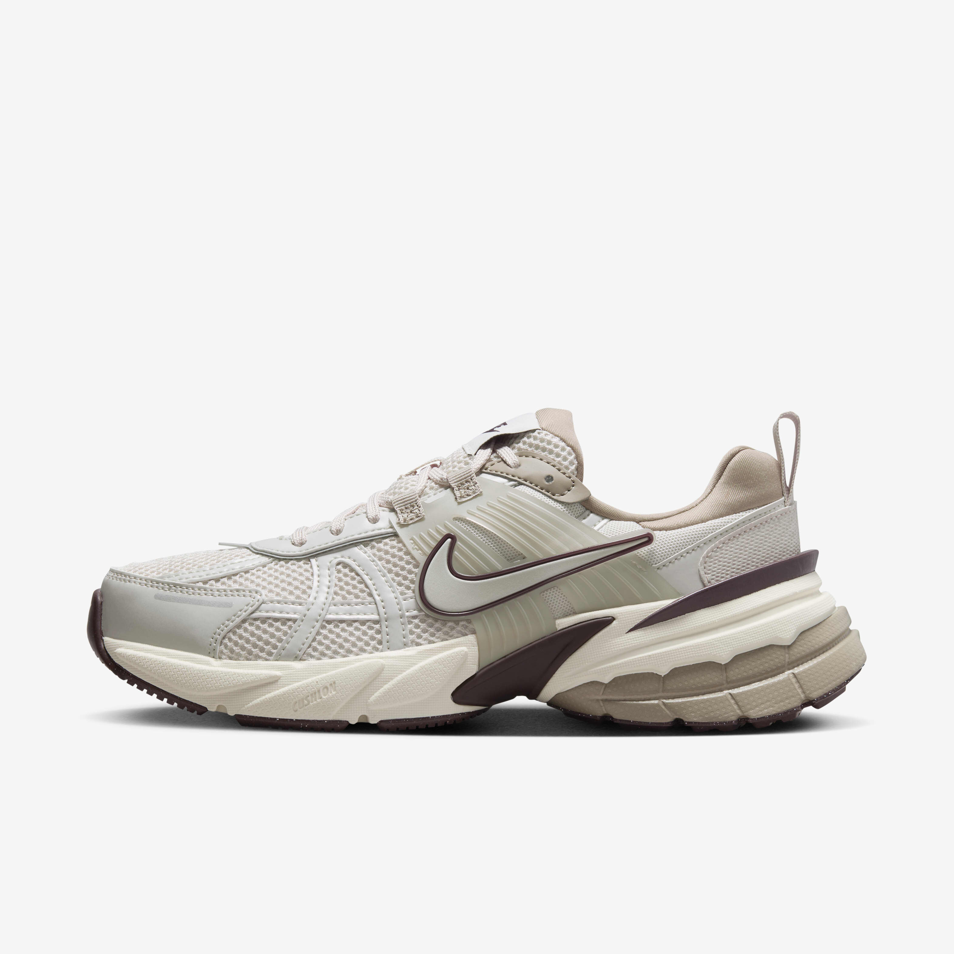 Nike shoes online uae hot sale
