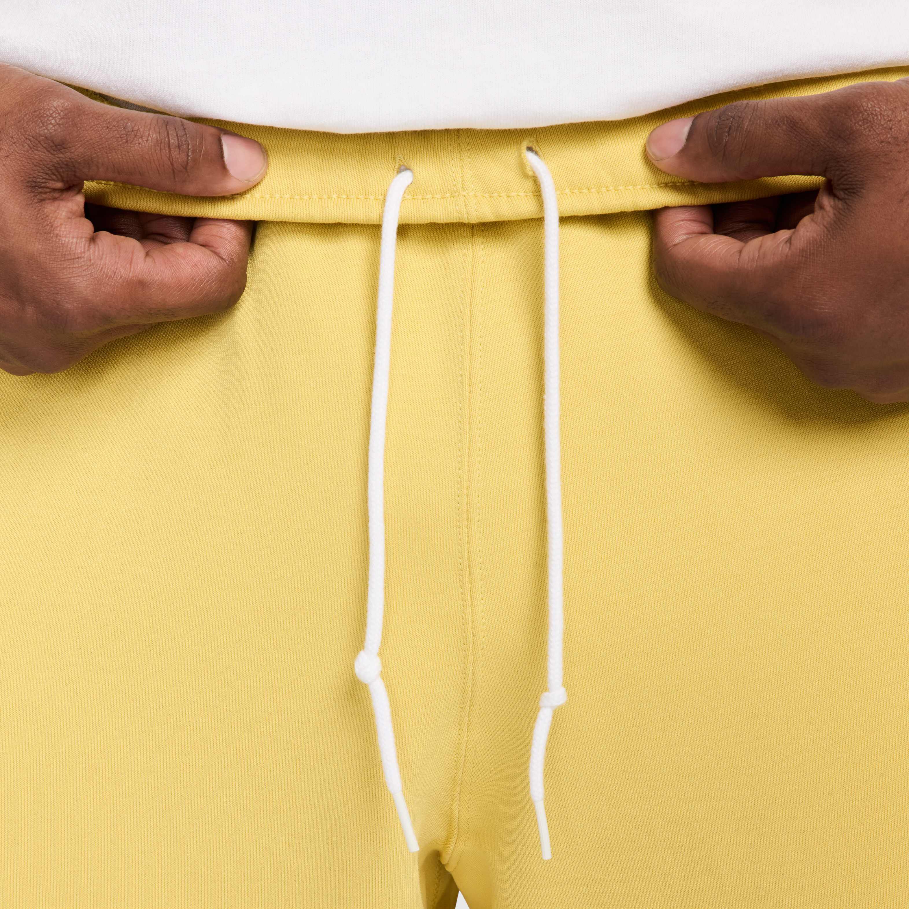 Nike Solo Swoosh image number 7