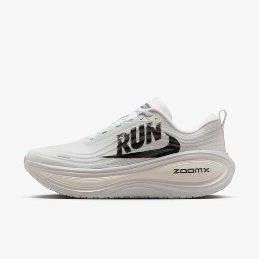 الموسم الجديد 2025-نايكي, Nike Vomero Plus, حذاء الجري على الطرق للرجال