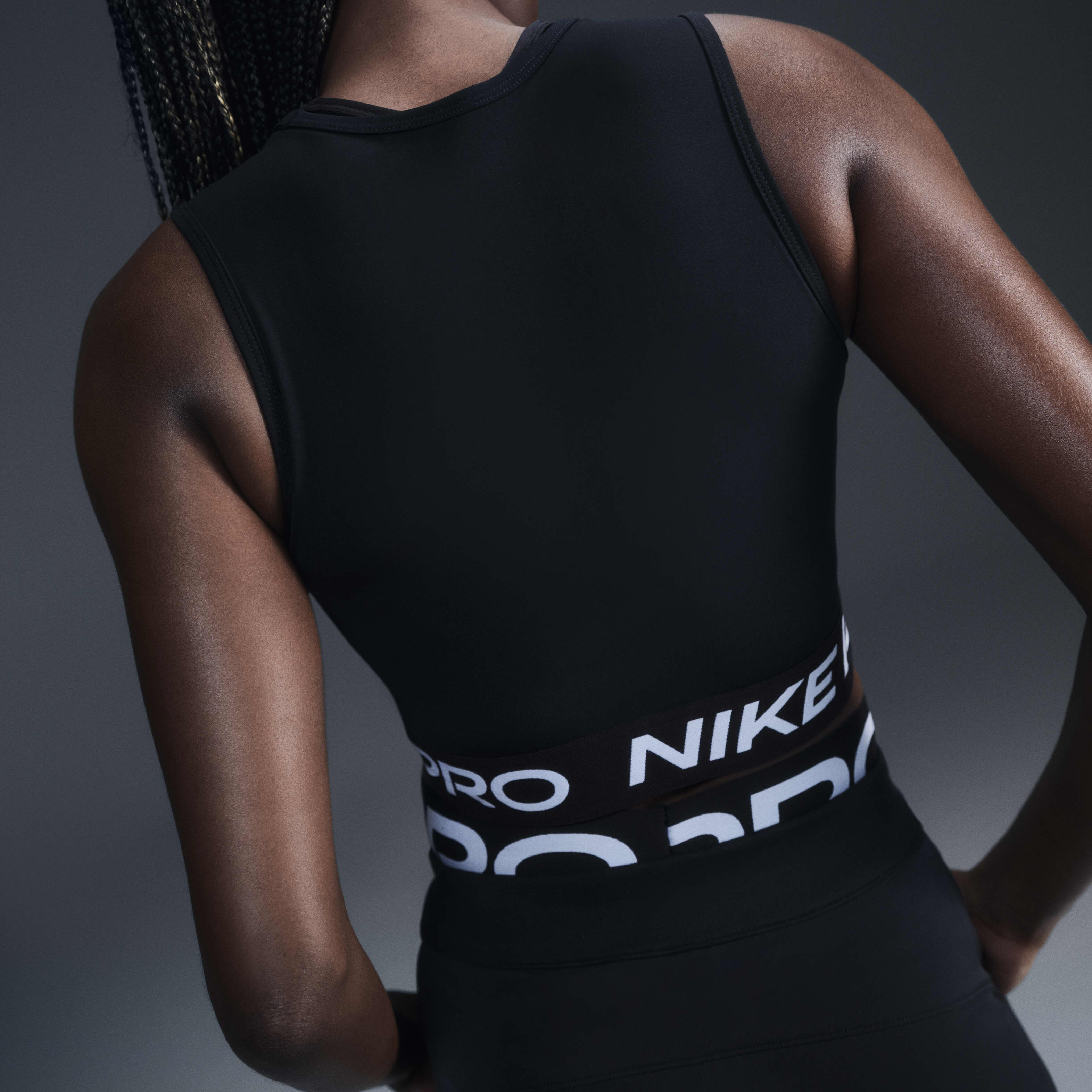Nike Pro image number 2