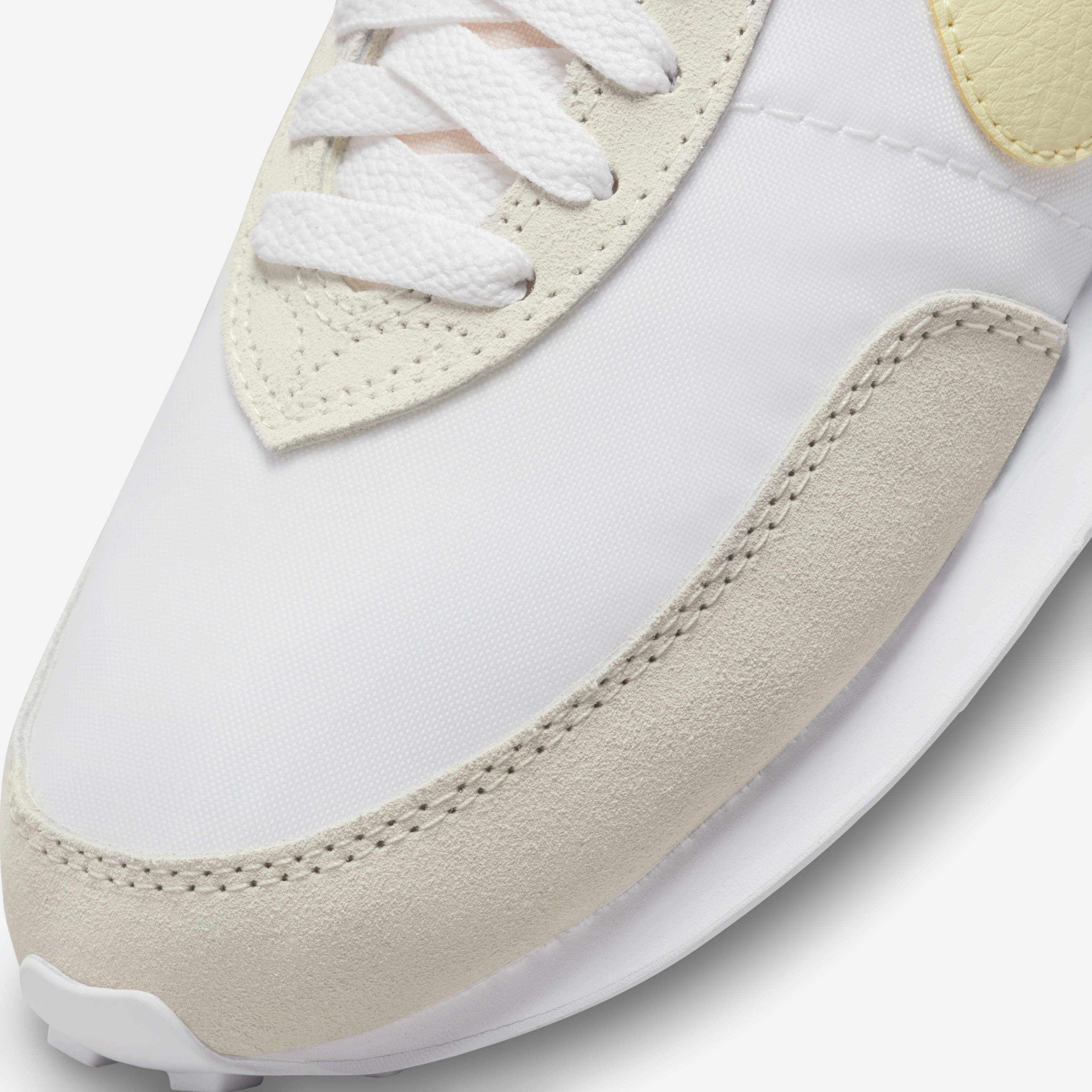 Nike Waffle Trainer 2 image number 7