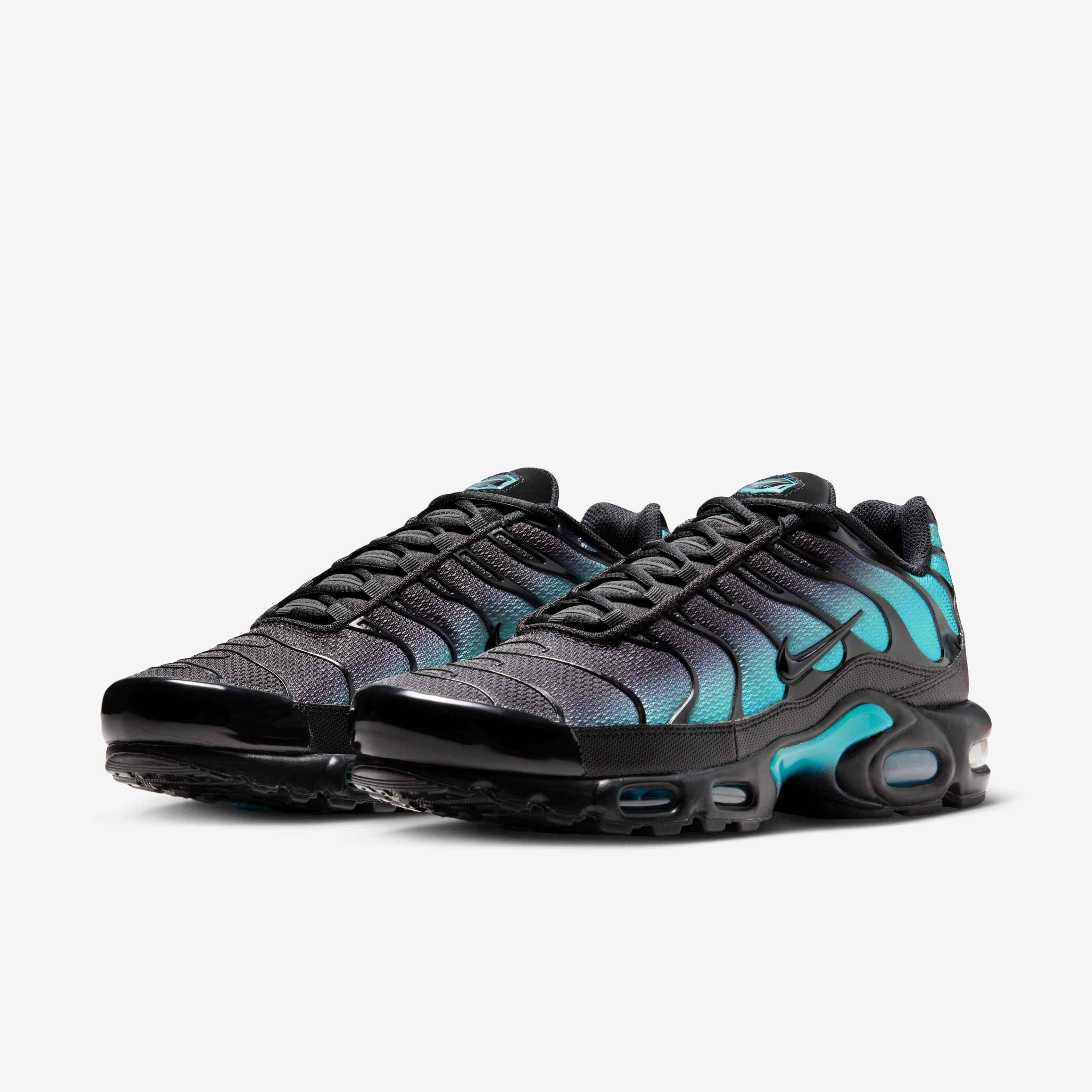 Nike Air Max Plus image number 4
