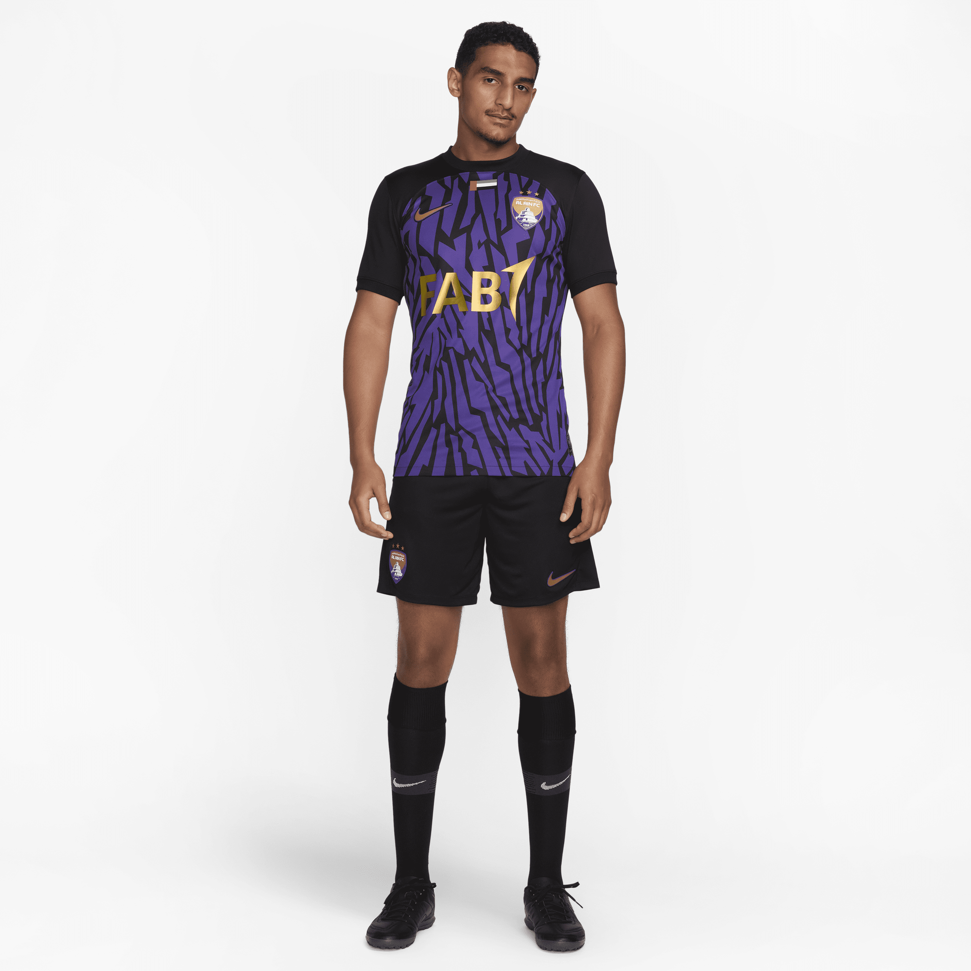 Nike store deals in alain