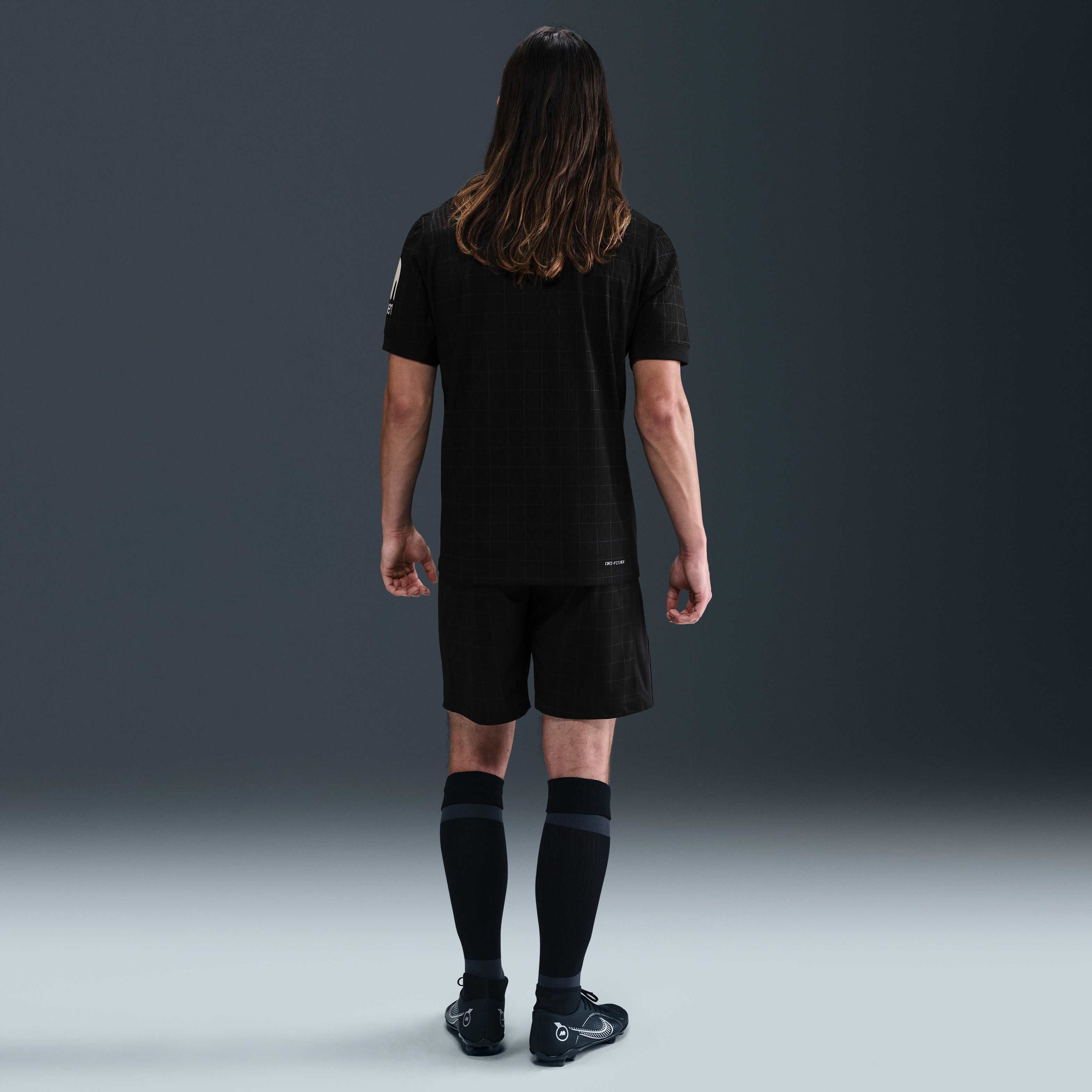 توتنهام هوتسبير 2025/26 ستيديوم الاحتياطي image number 3