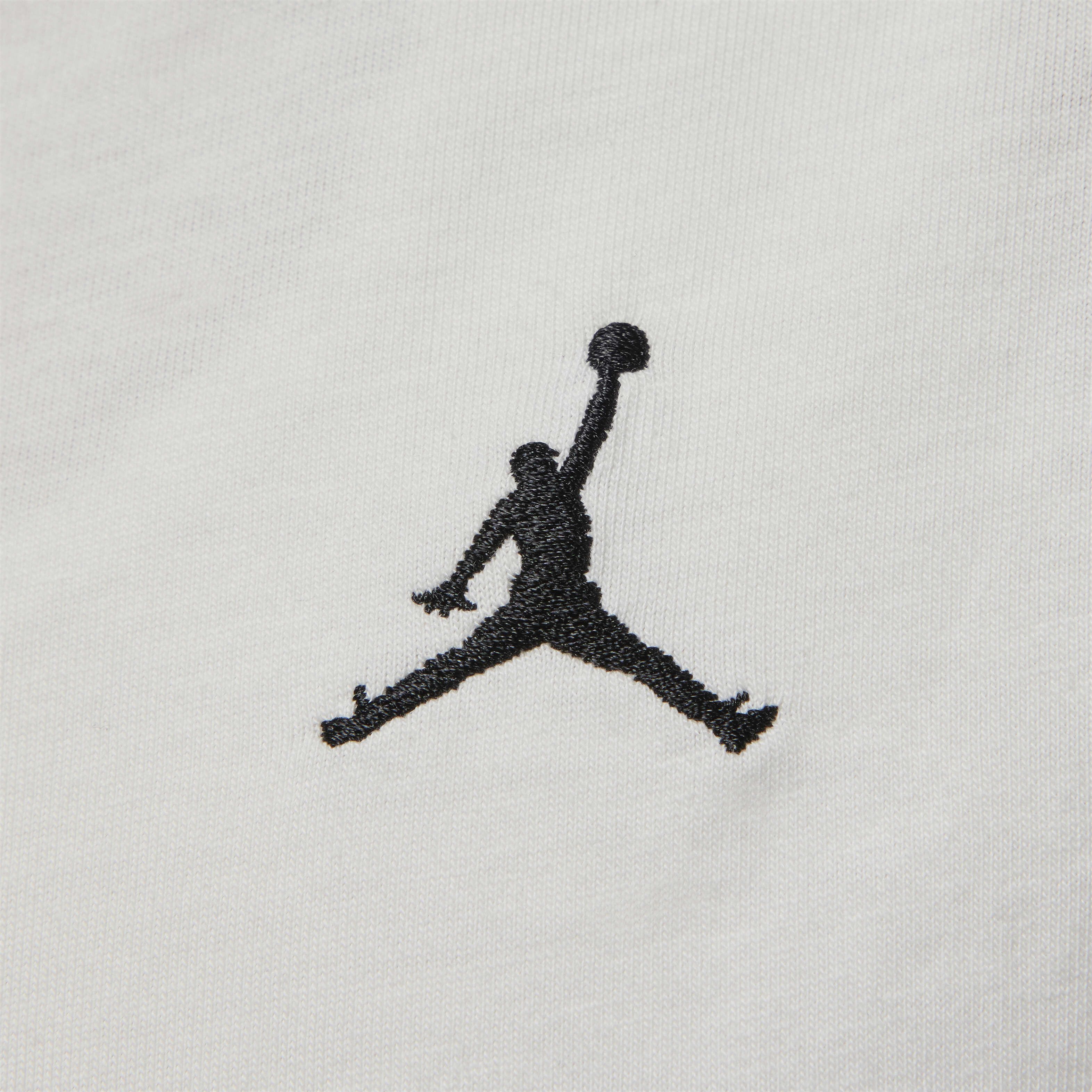 Jordan Essentials image number 3