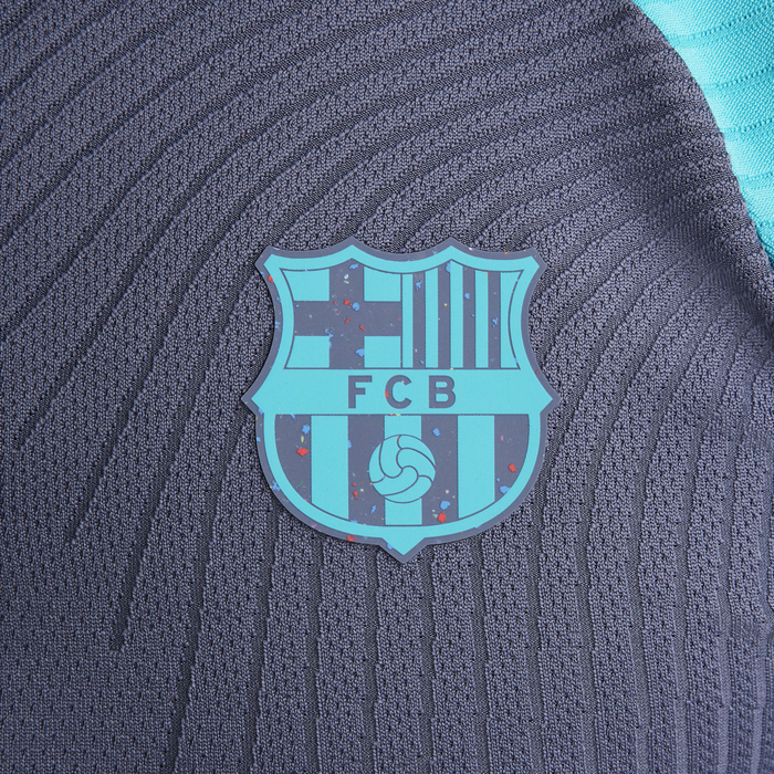 F.C. Barcelona Strike Elite Third image number 3 F.C. Barcelona Strike Elite Third image number 3