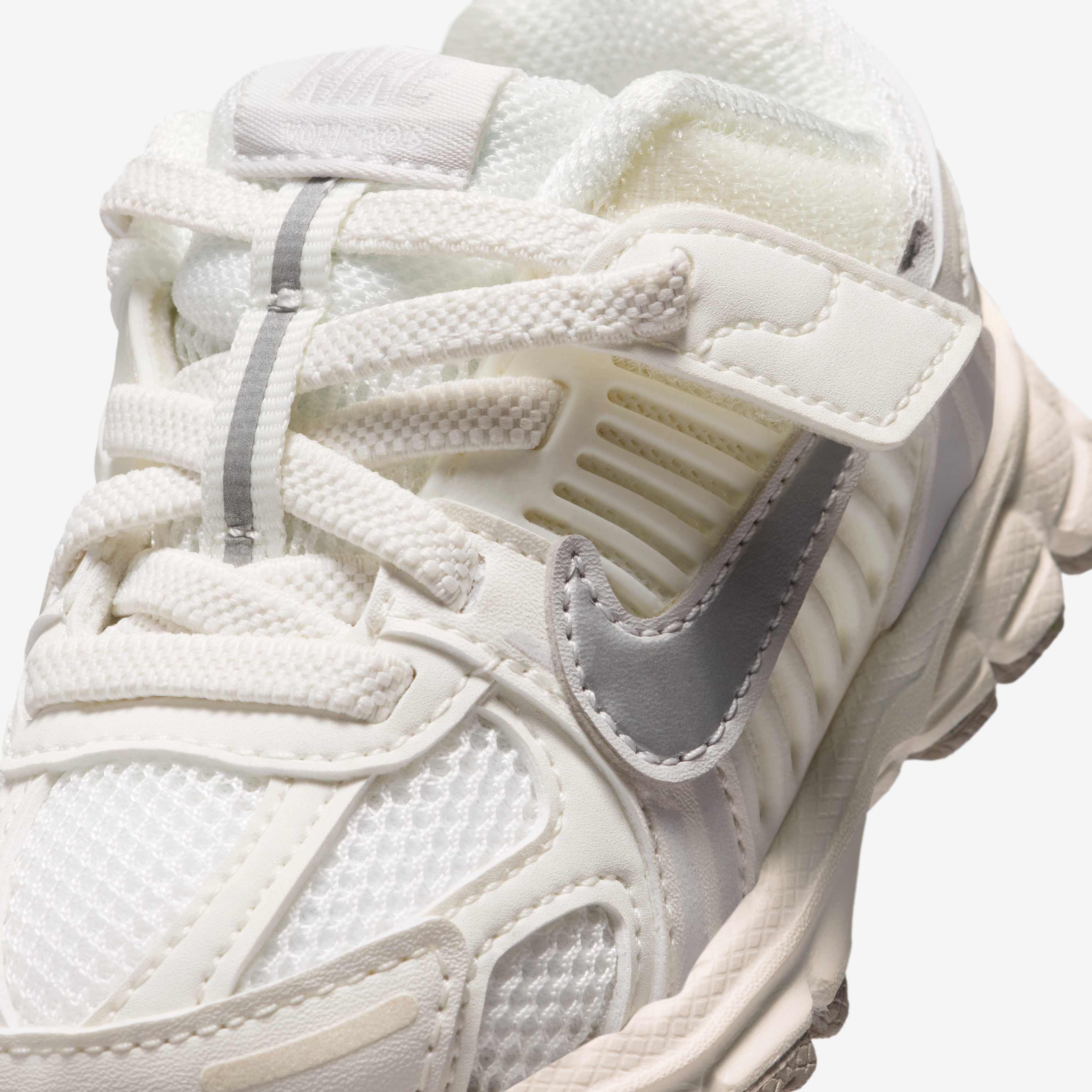 نايكي فوميرو 5 image number 6