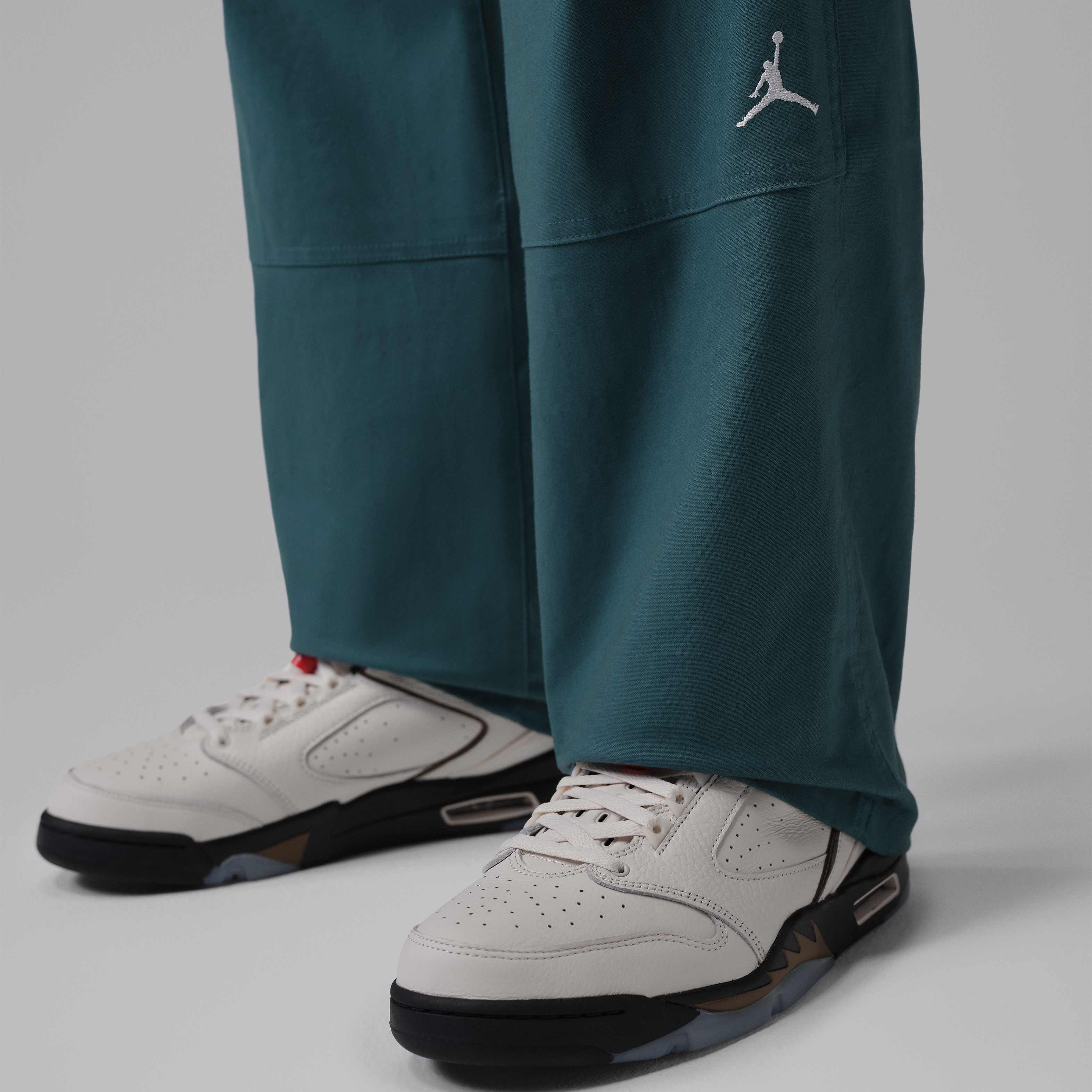 Jordan Essentials image number 5