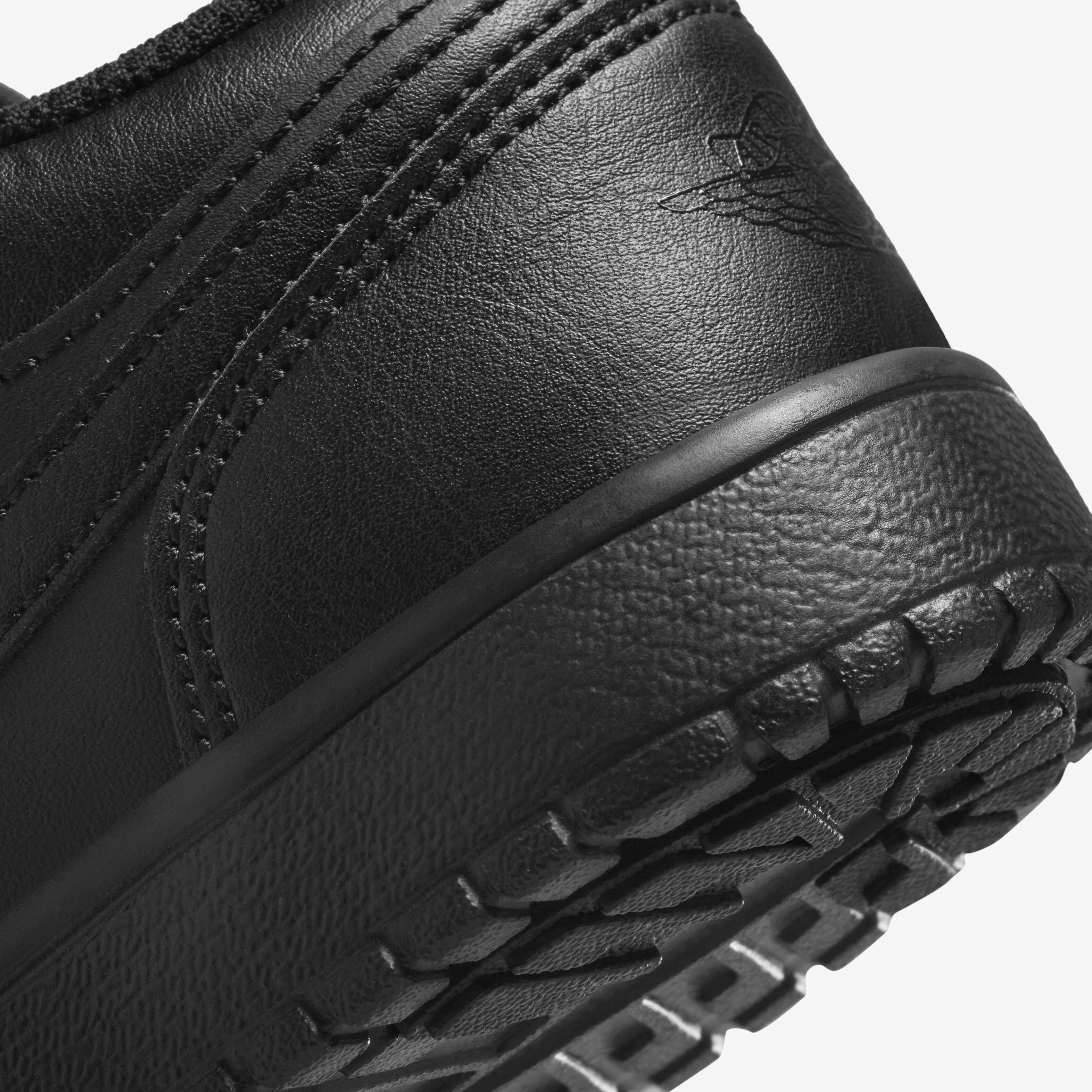 Jordan 1 Low Alt image number 7