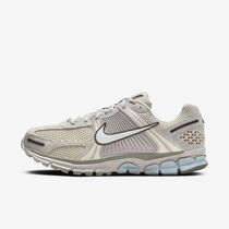 Nike Zoom Vomero 5 SE