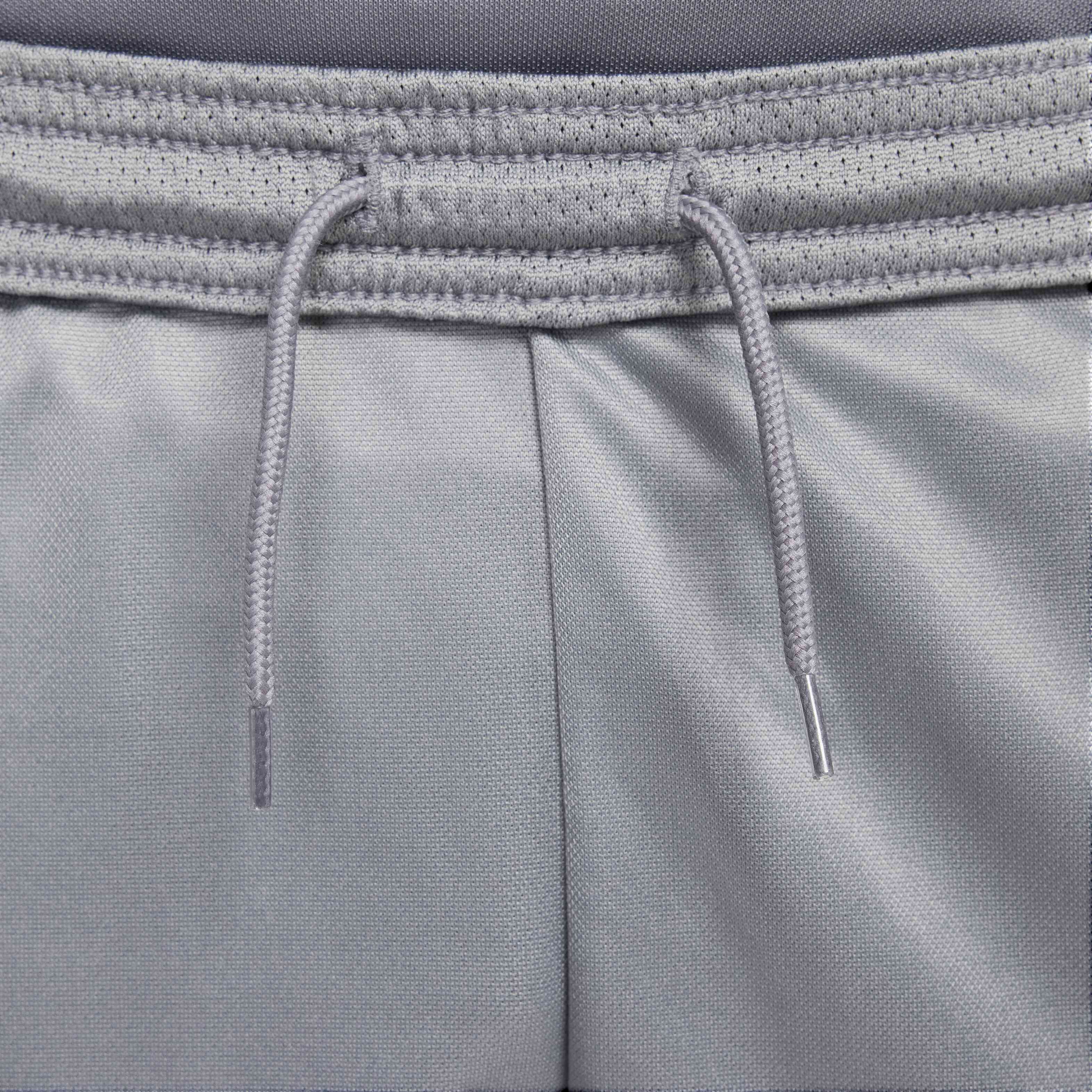 Nike Trophy23 image number 3