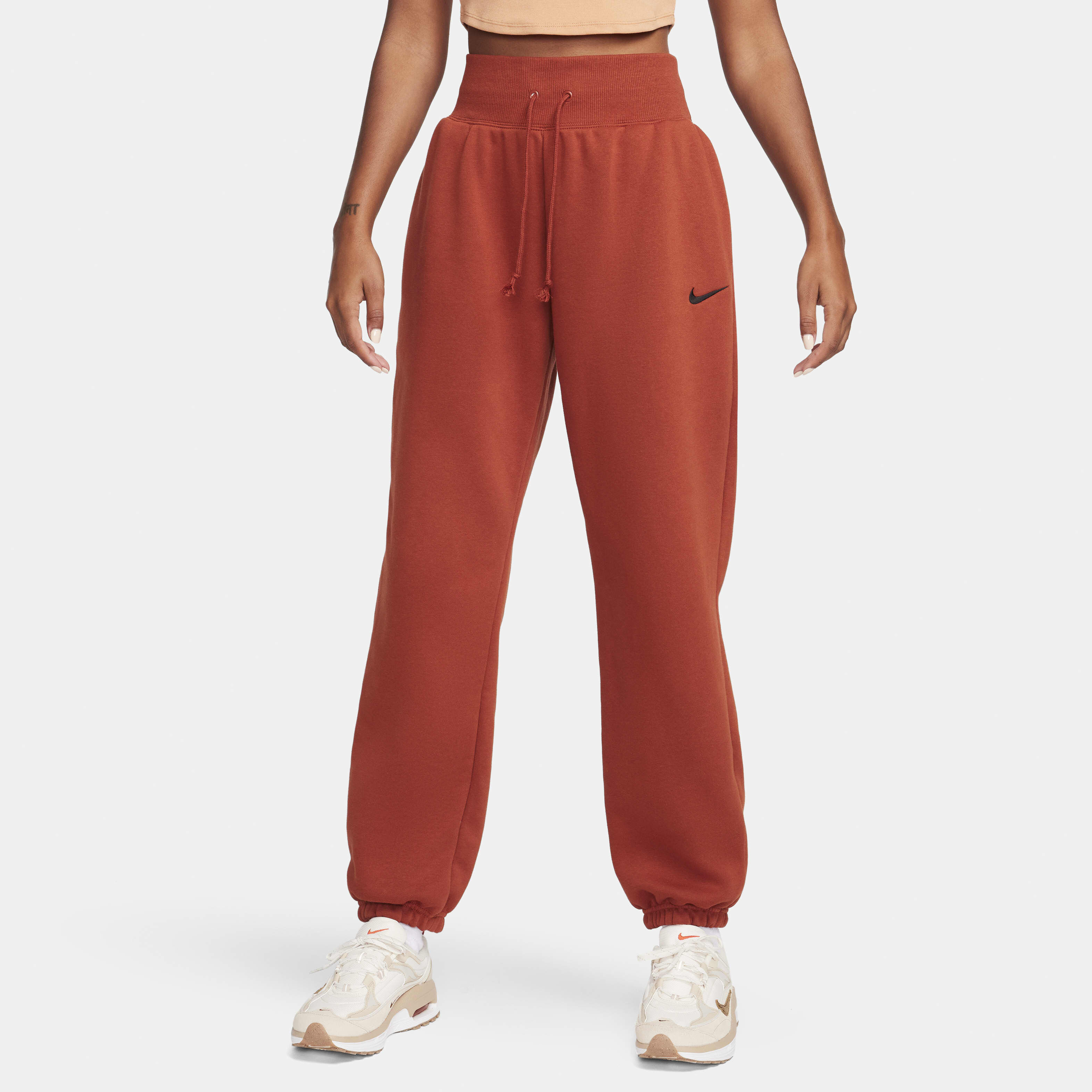 Nike tracksuit bottoms red deals