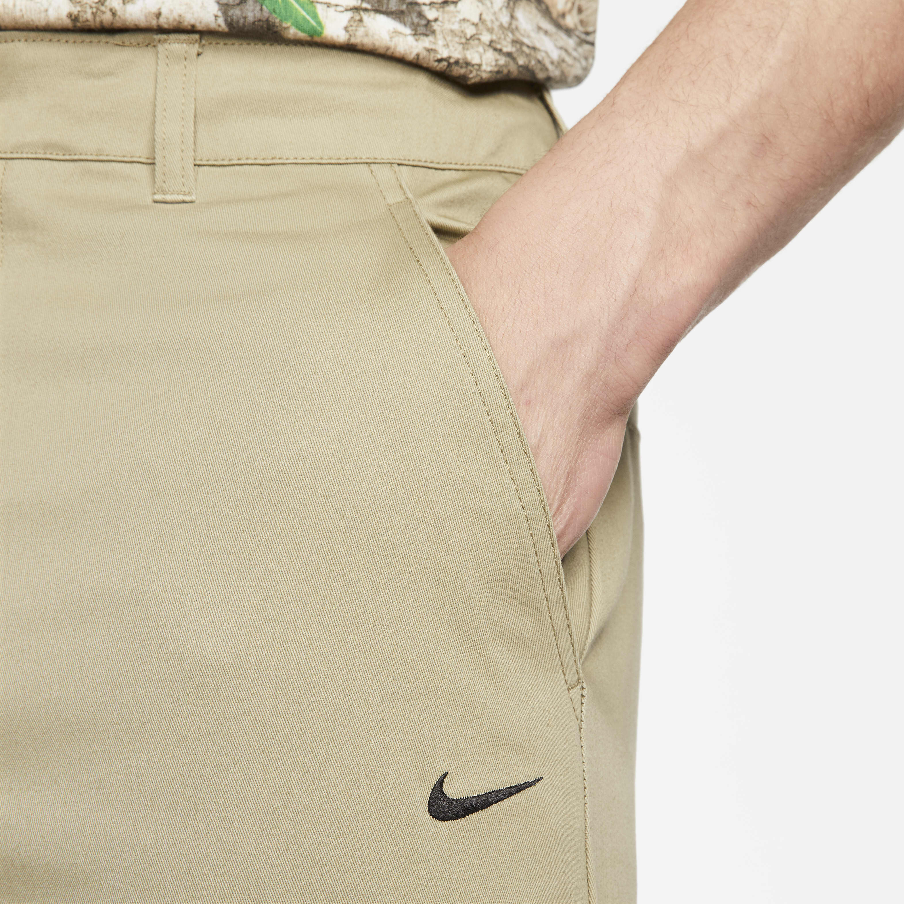 Nike sb chinos sales