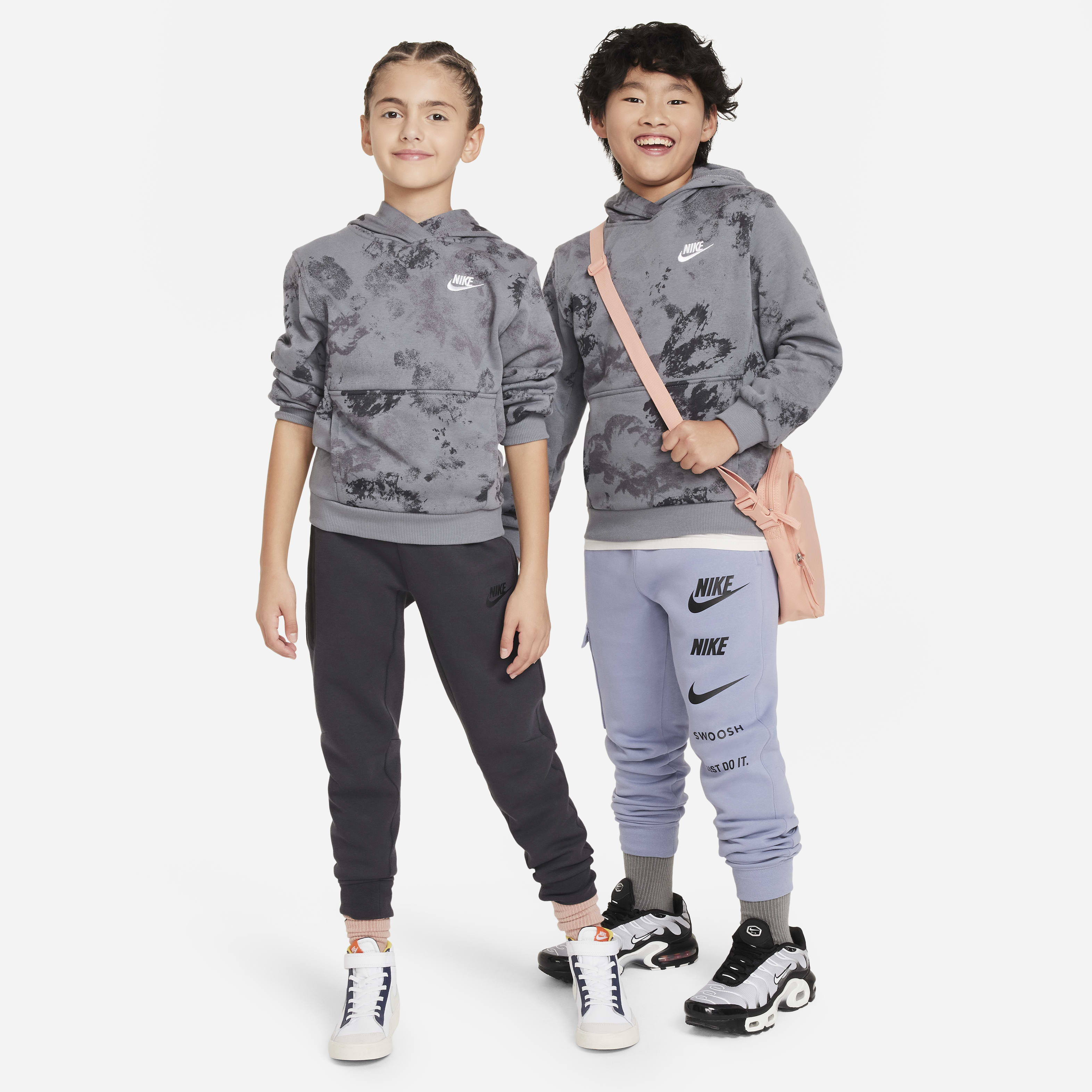 نايكي سبورتسوير كلوب فليس image number 5