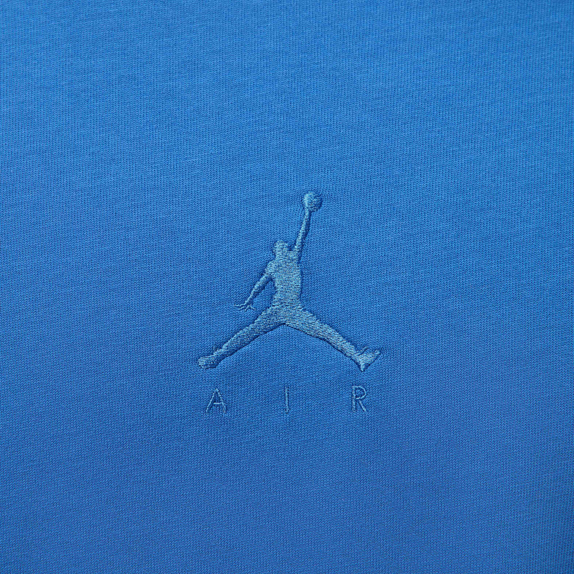Zoom image