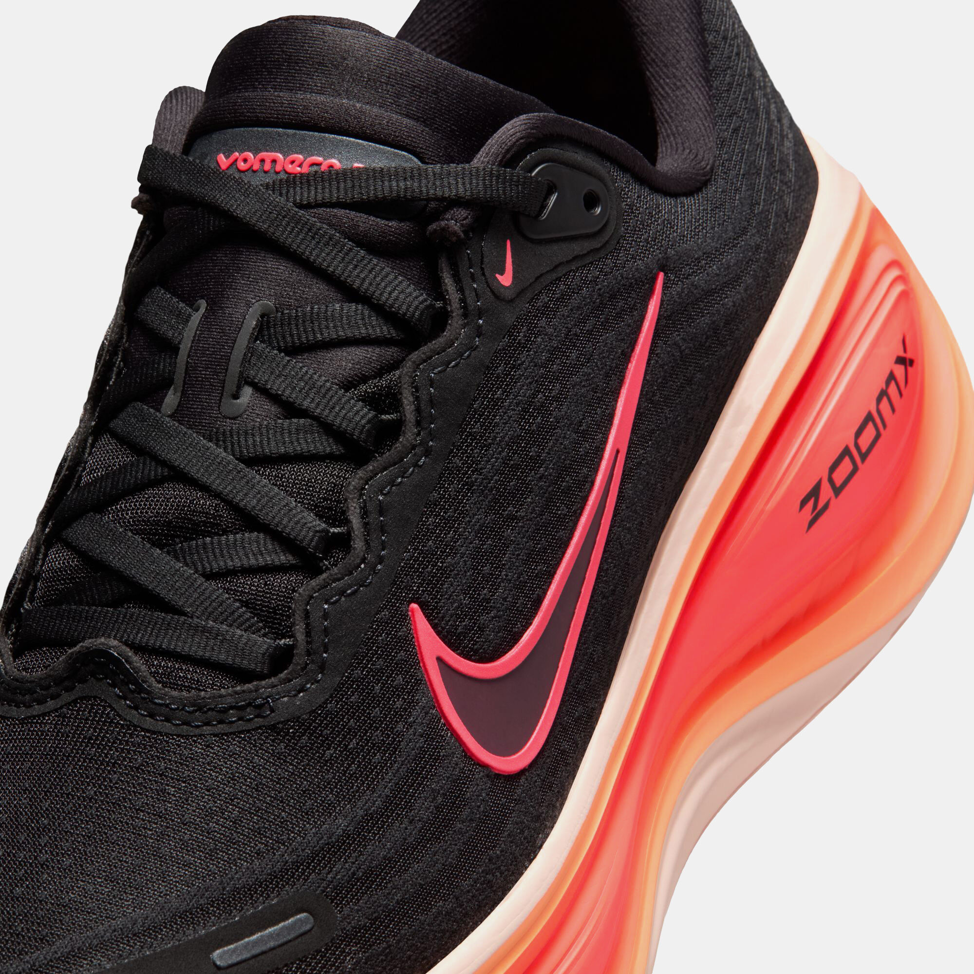 Nike Vomero Plus image number 8