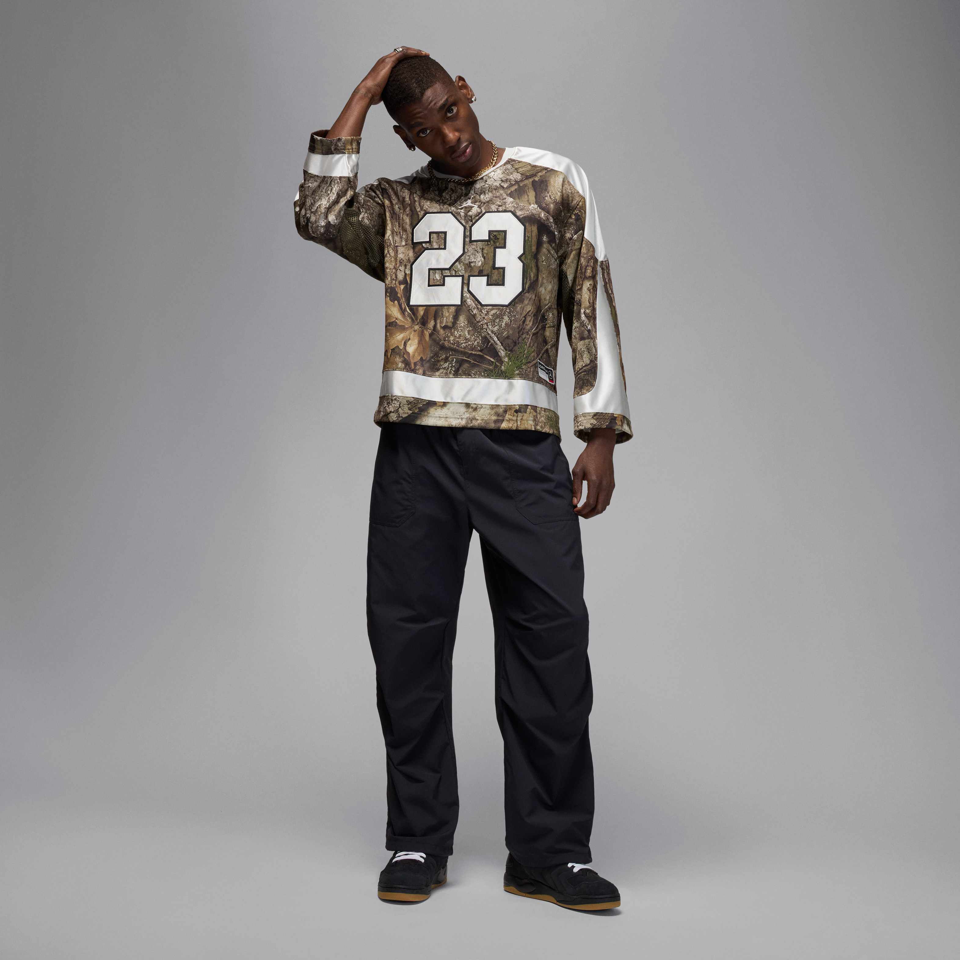 Jordan Brooklyn image number 5