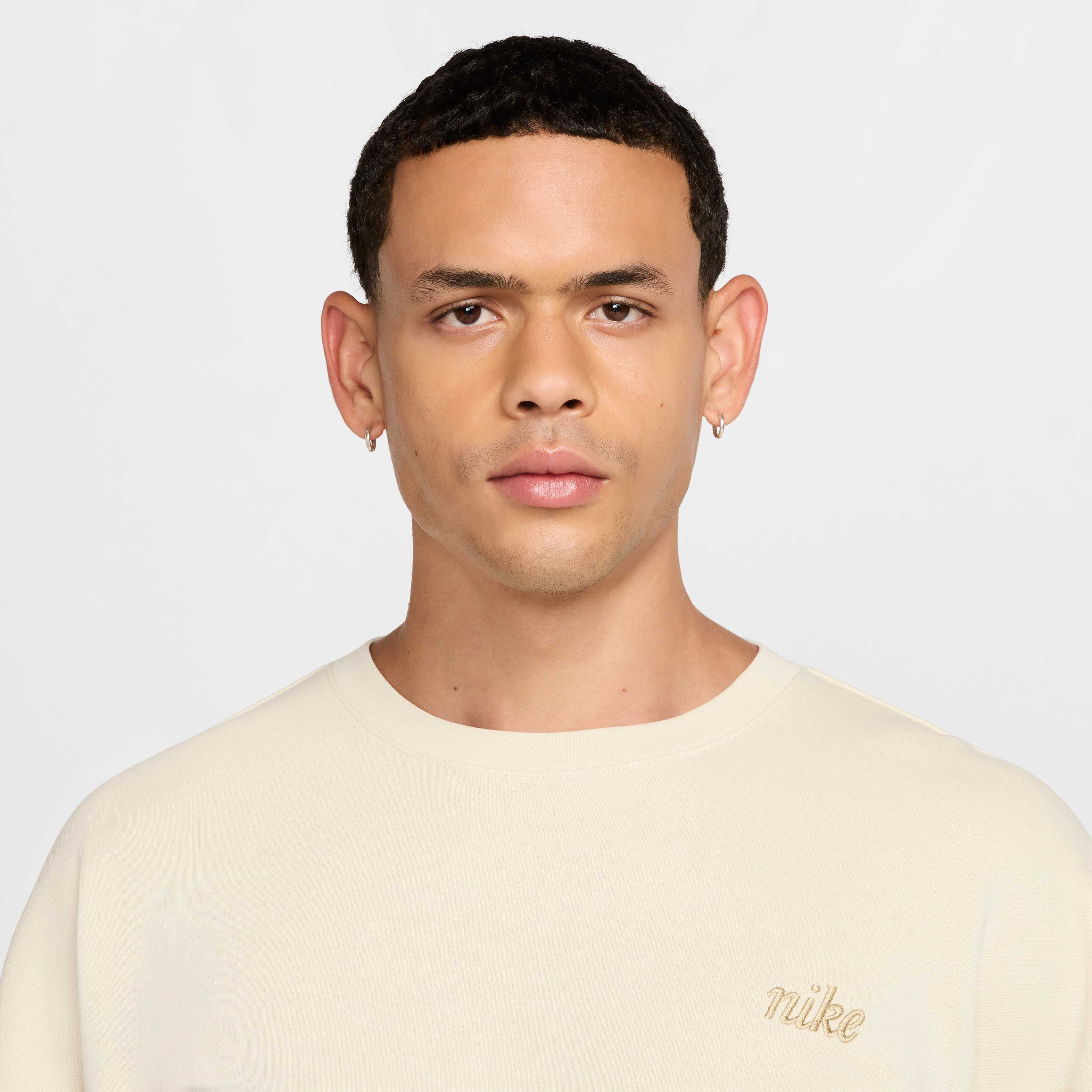 نايكي كلوب image number 2