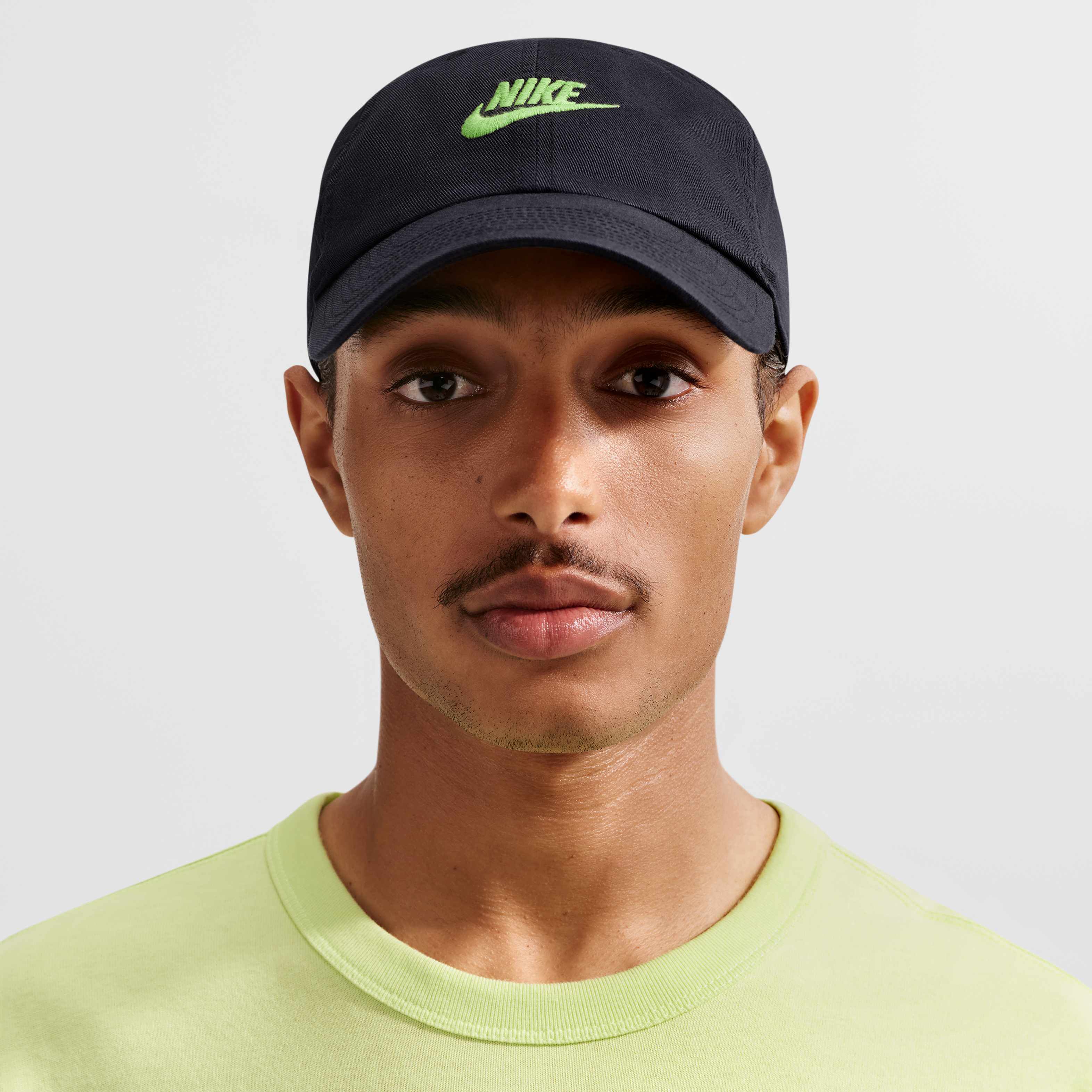 Nike Club image number 1
