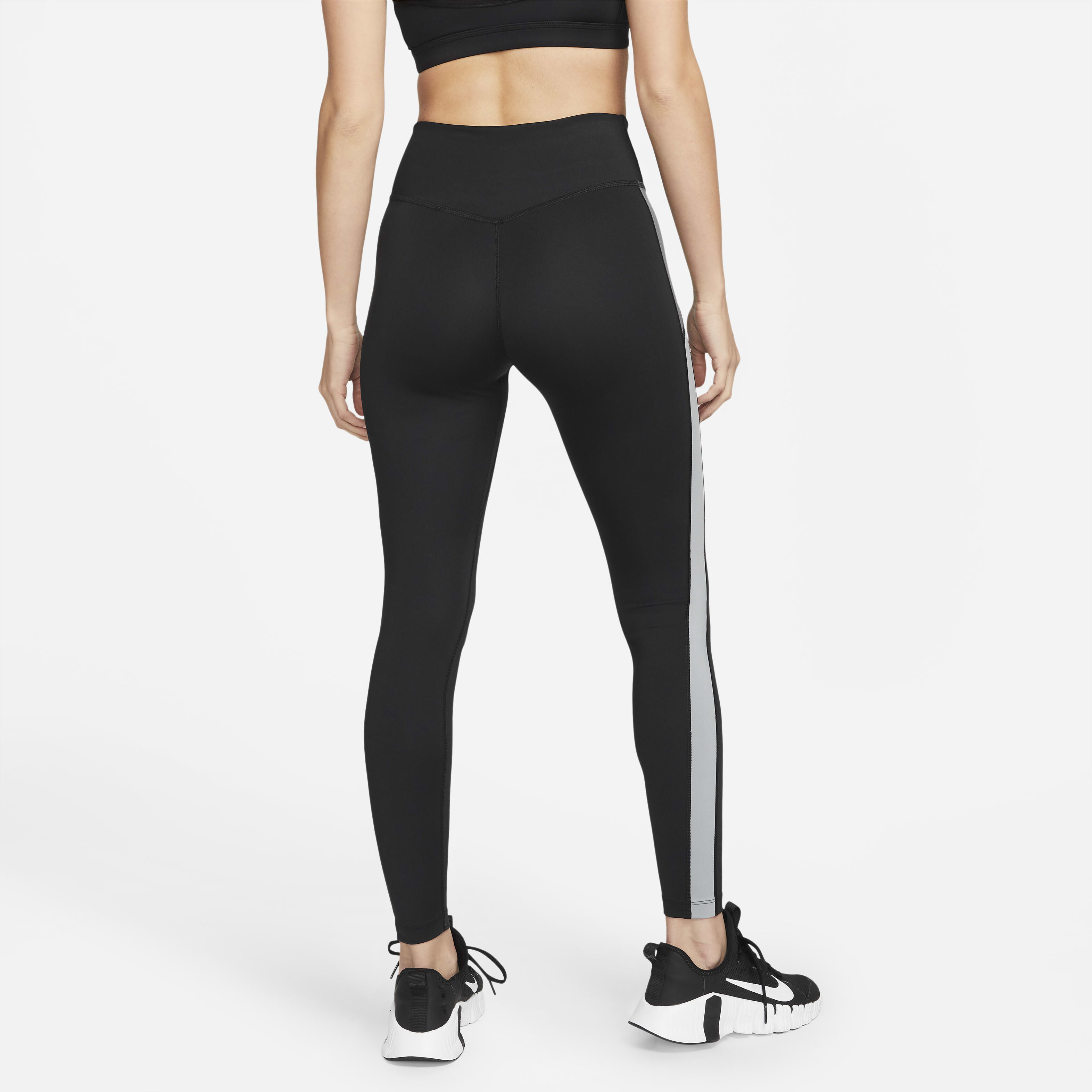 نايكي ون image number 1