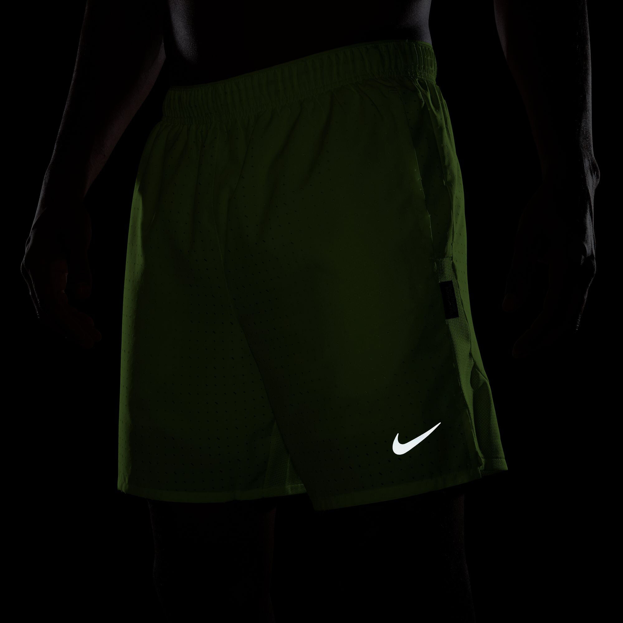 Nike Challenger Breathe image number 4