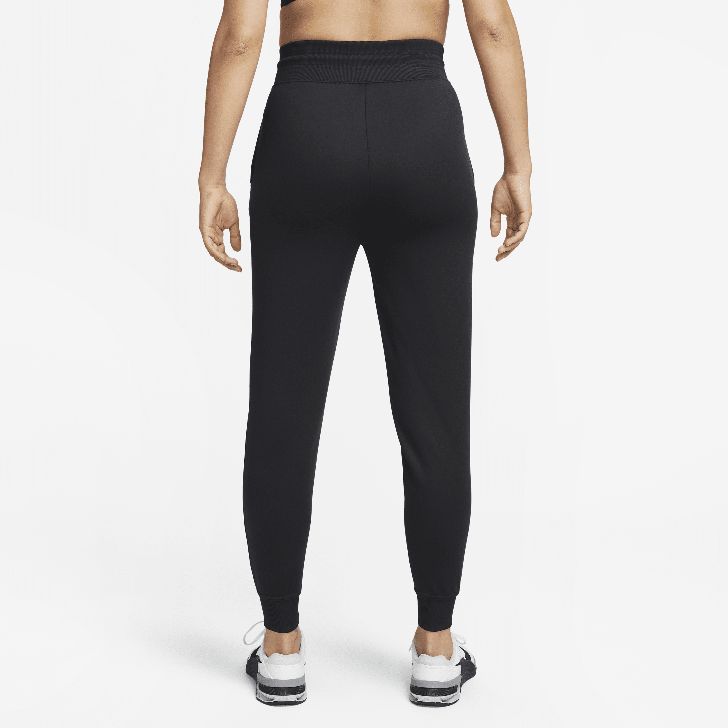 does nike therma fit run small