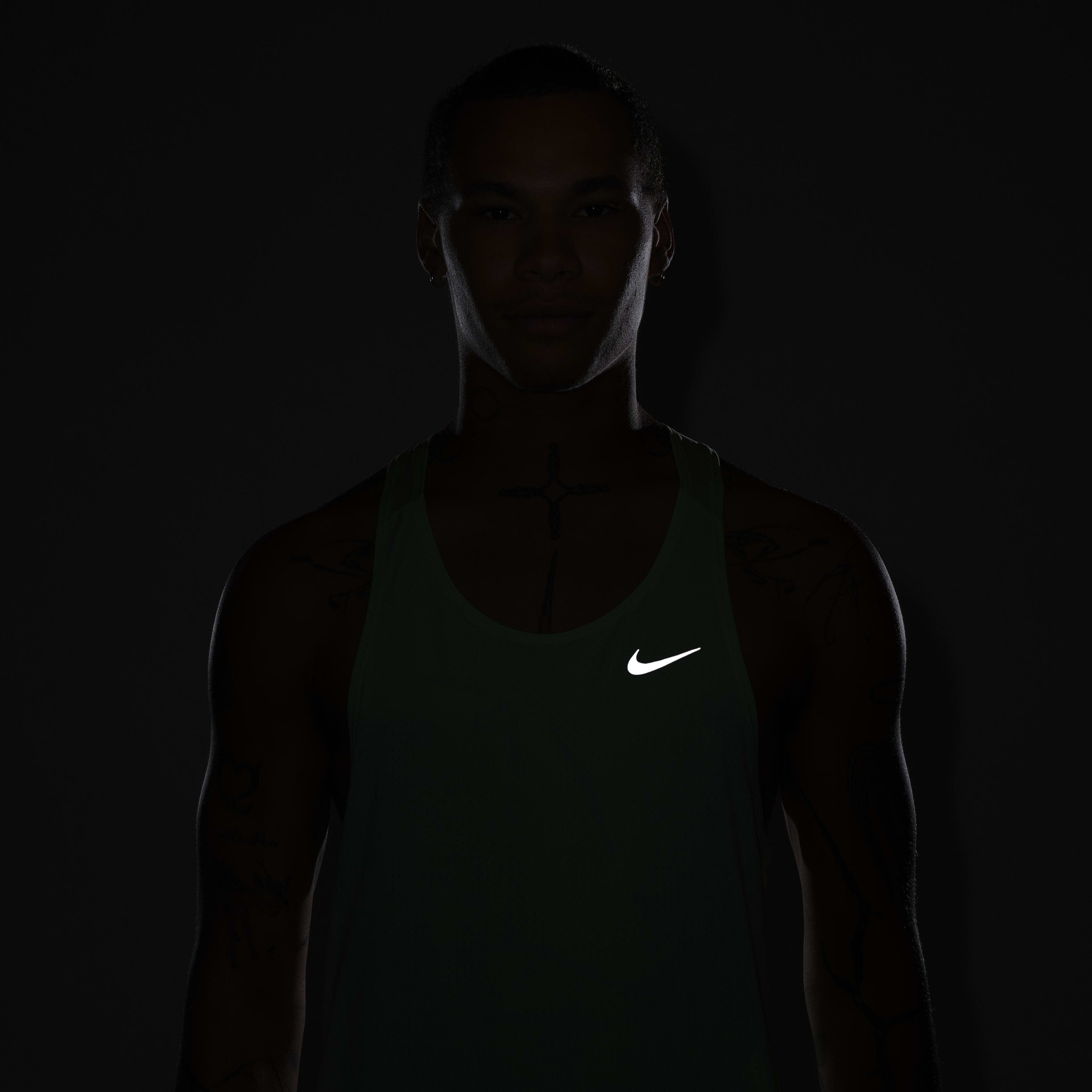 Nike Fast image number 7