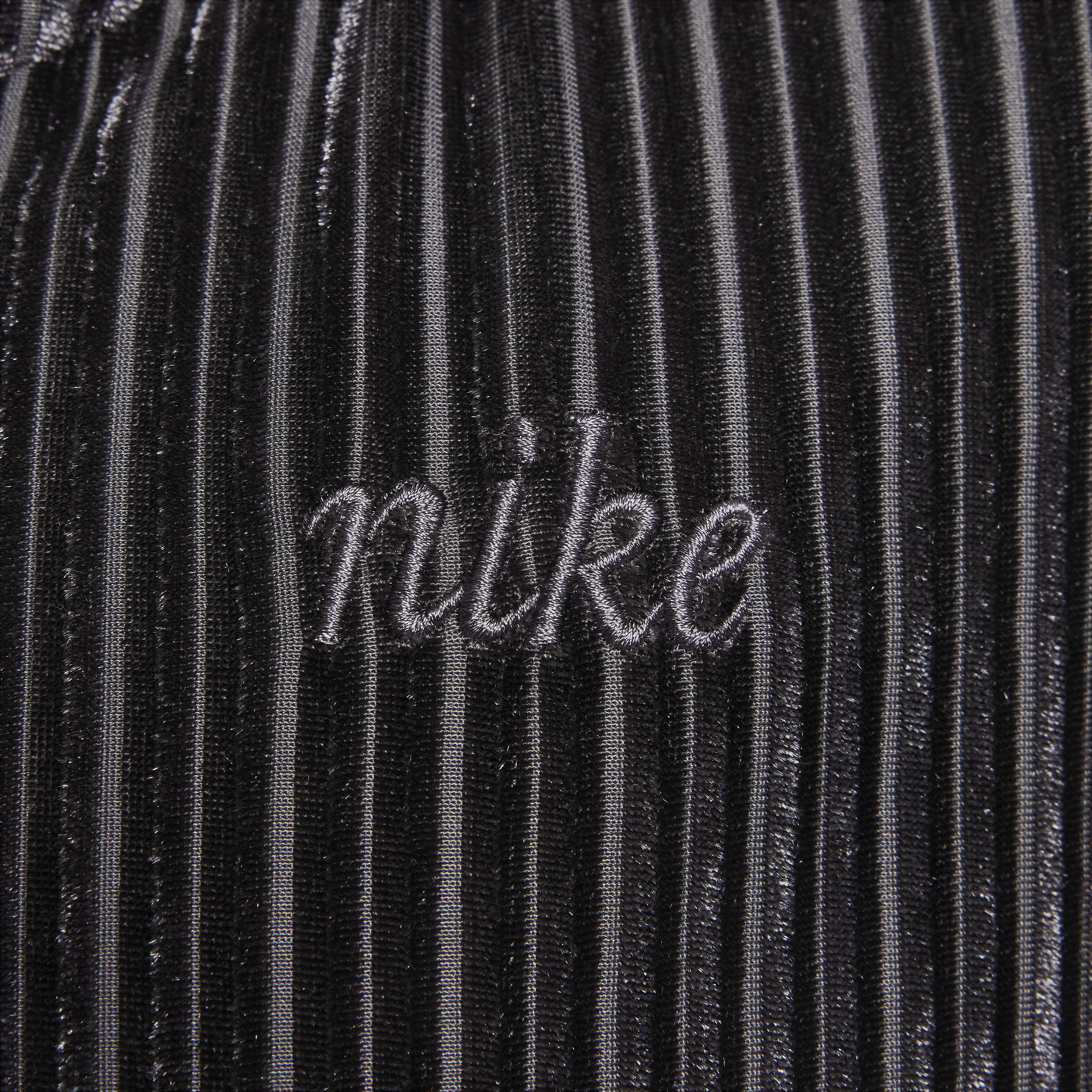 نايكي سبورتسوير image number 3