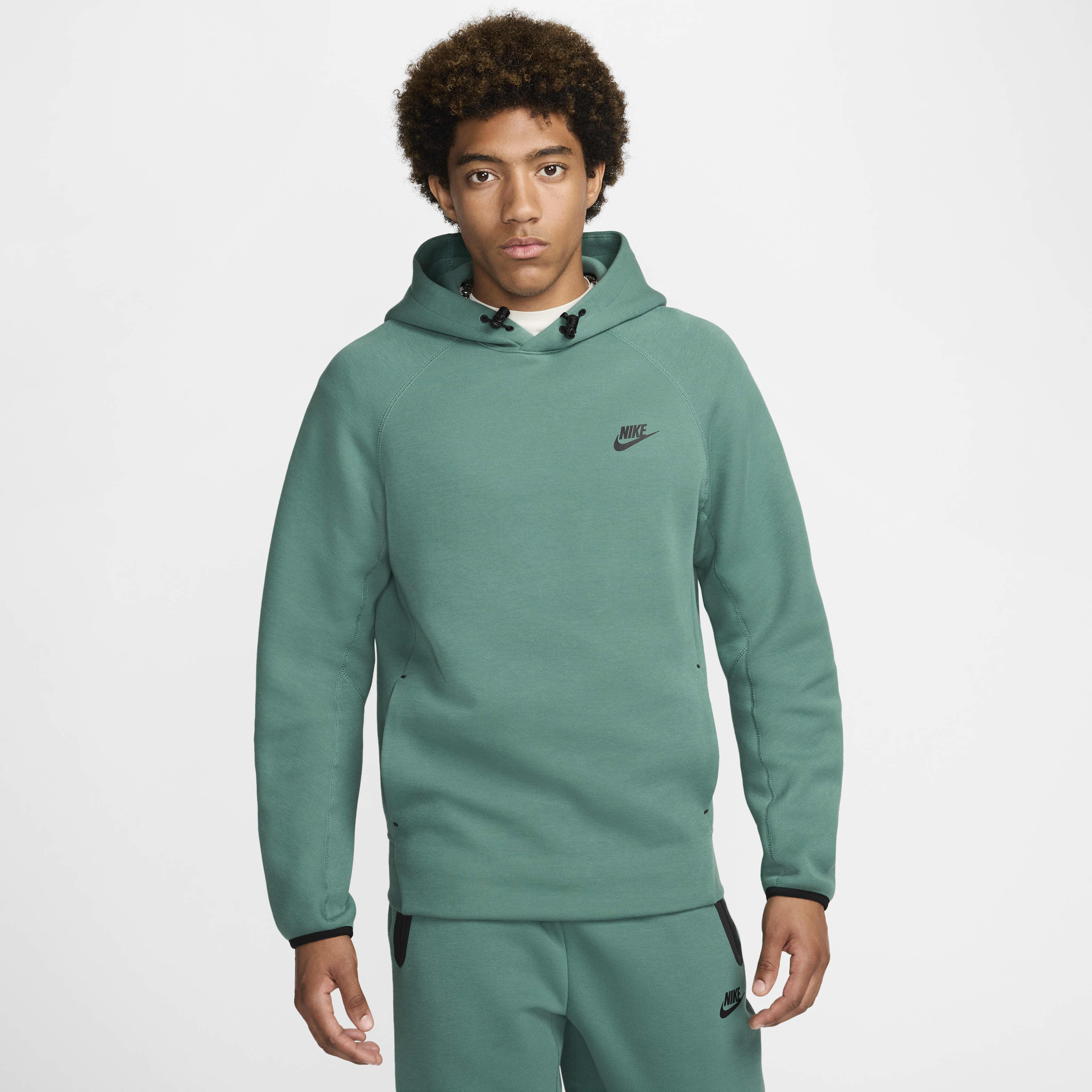 Nike tech fleece pullover hoodie hot sale
