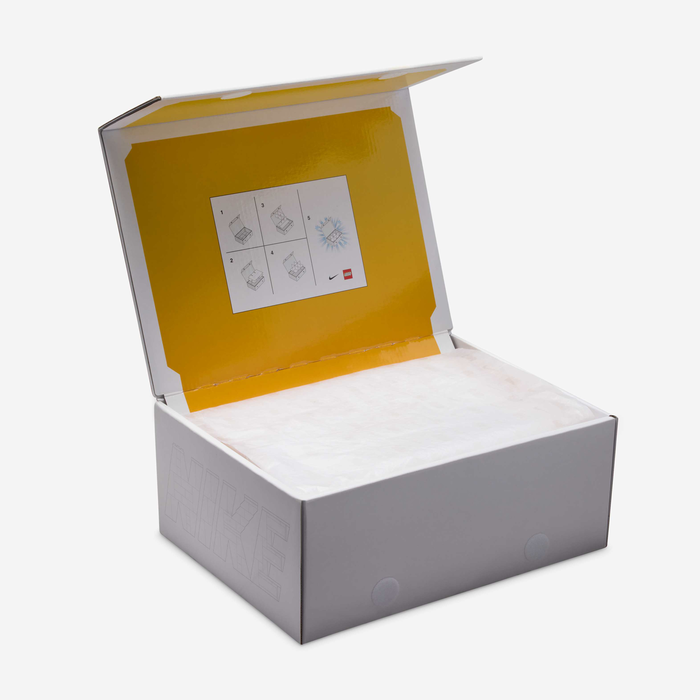 Nike Dunk Low x LEGO® Collection image number 10 Nike Dunk Low x LEGO® Collection image number 10