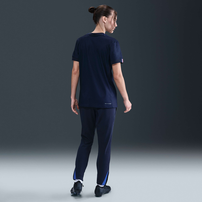 باريس سان جيرمان 26/2025 ماتش الأساسي image number 4 باريس سان جيرمان 26/2025 ماتش الأساسي image number 4