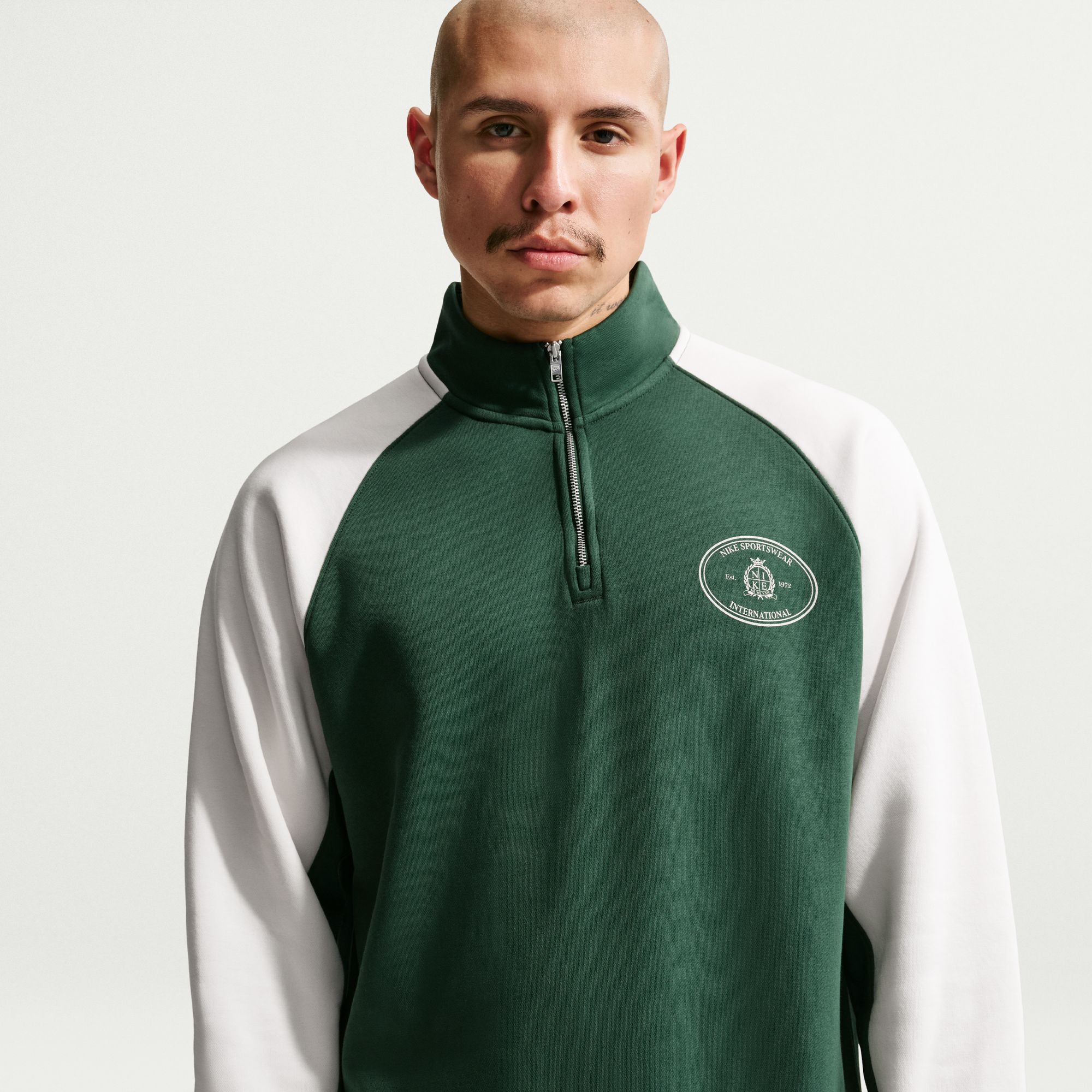Nike Sportswear Club image number 2